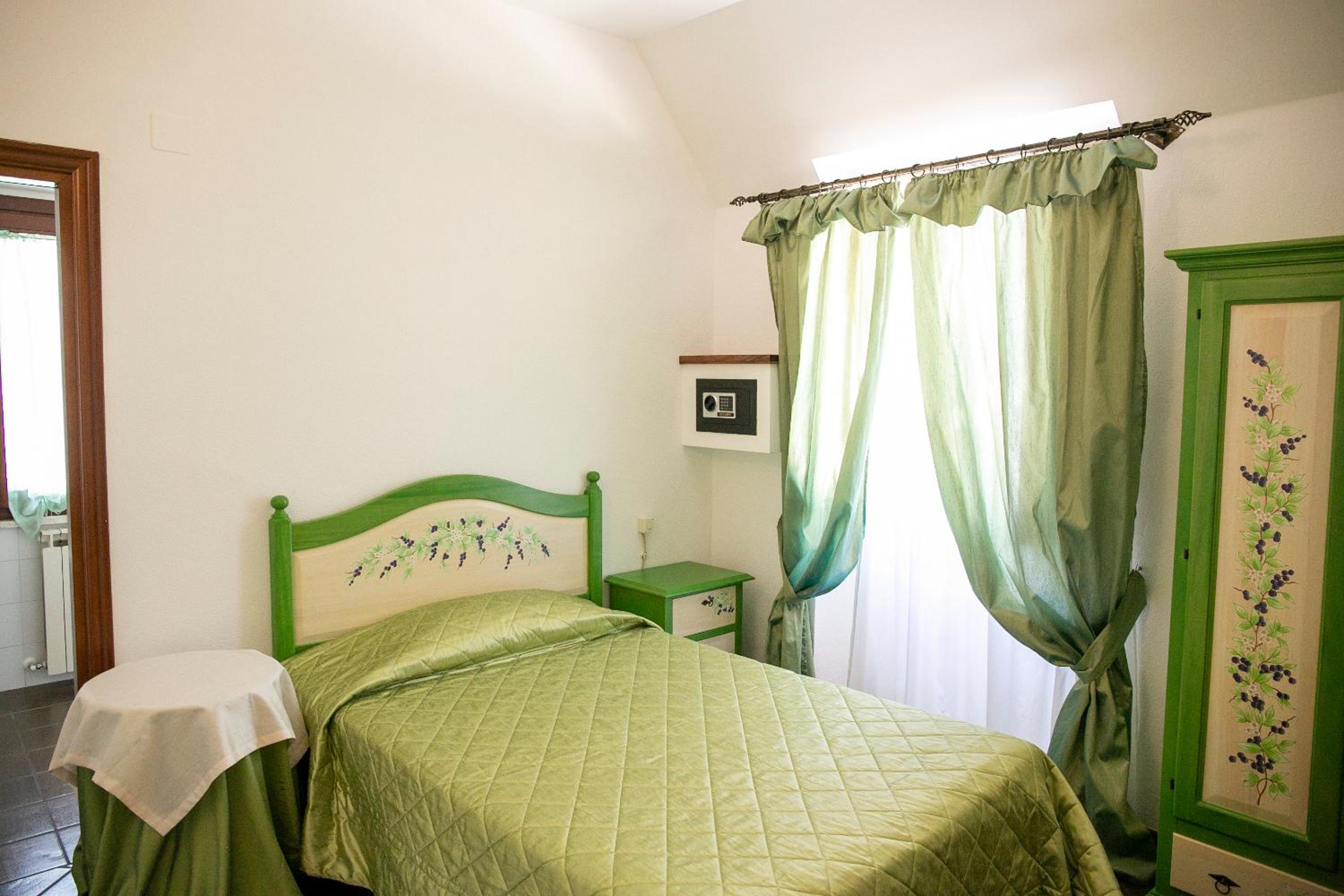 Single Room photo 1
