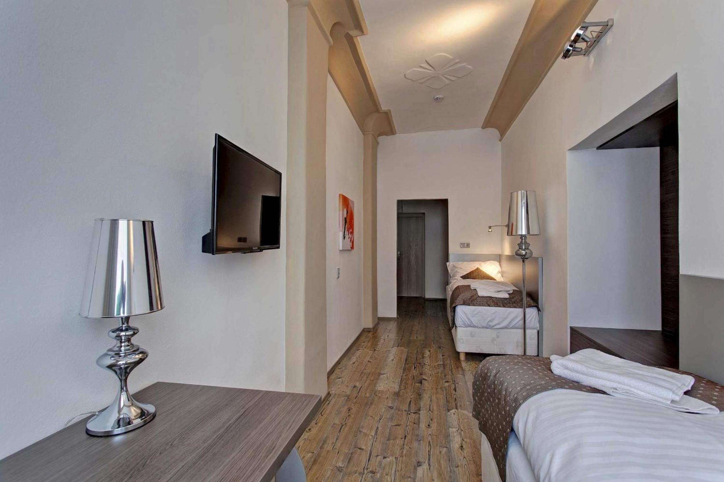 Standard Twin Room photo 2