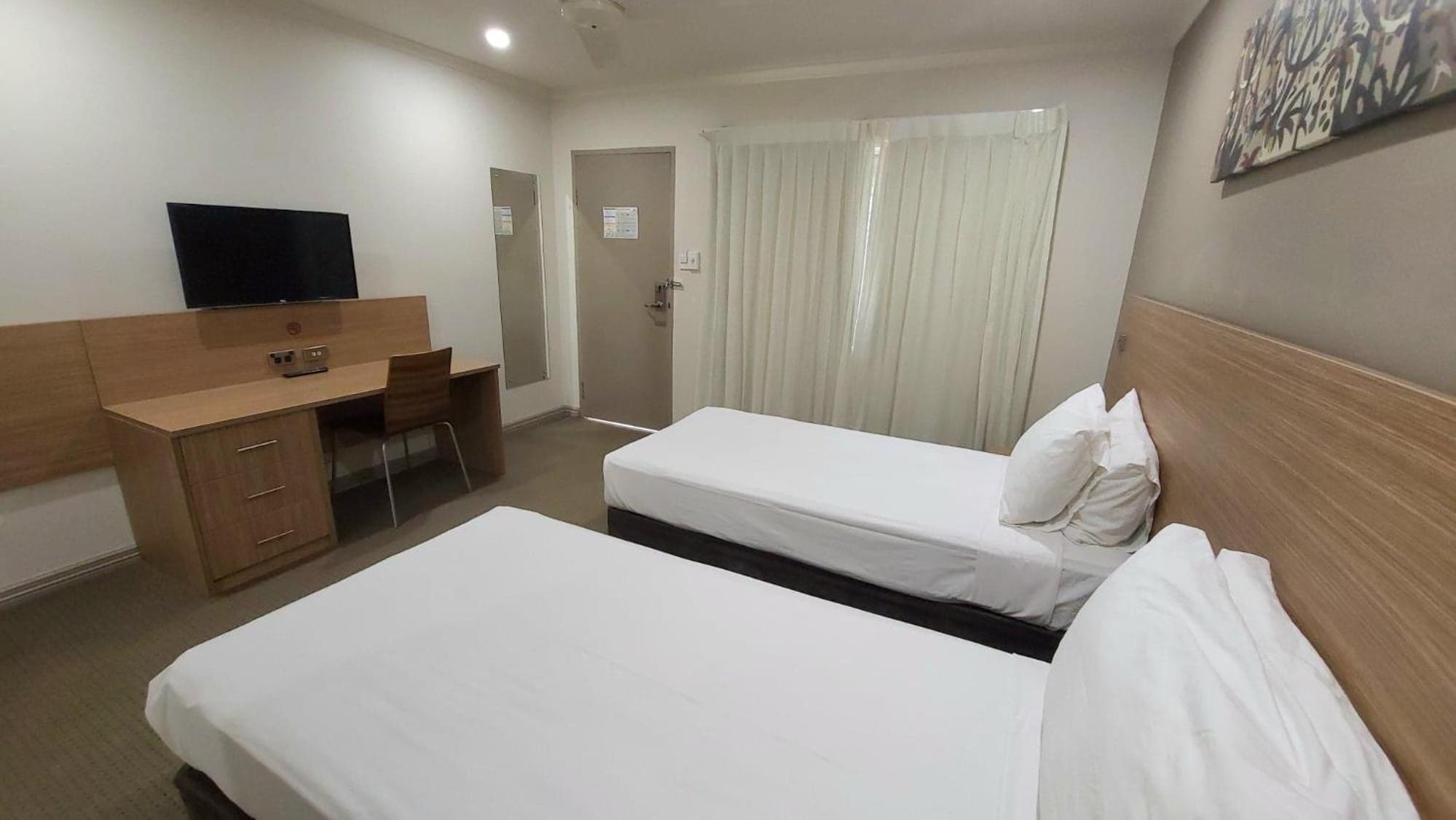 Resort TWIN Room - Photo 7