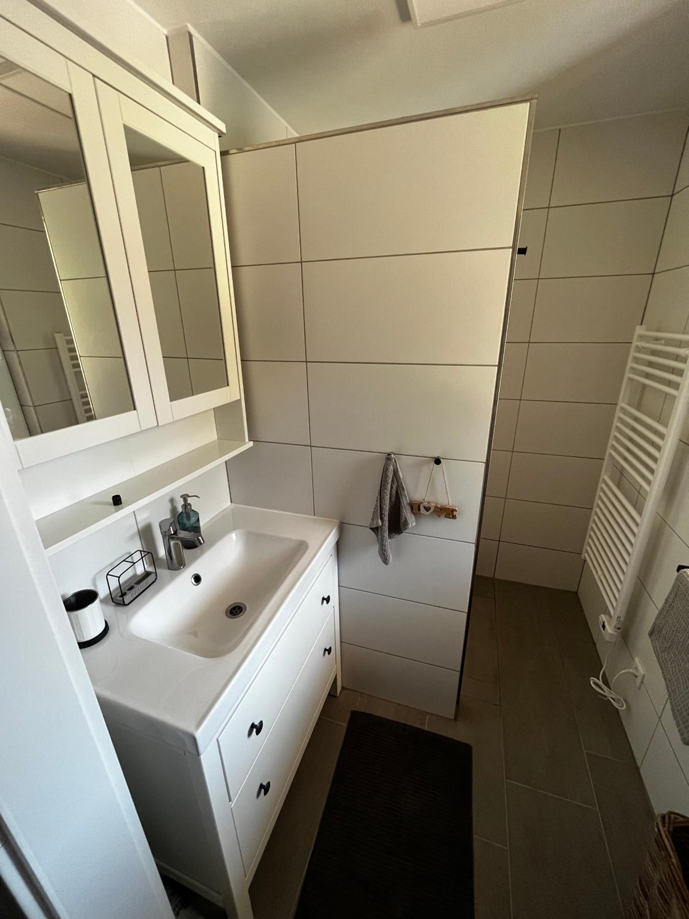 One-Bedroom Apartment - Photo 40