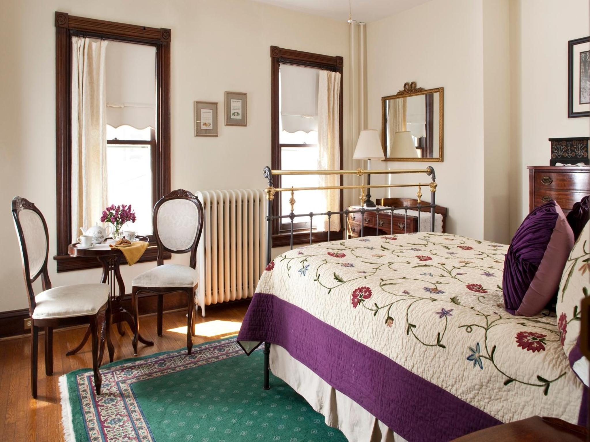 Queen Suite