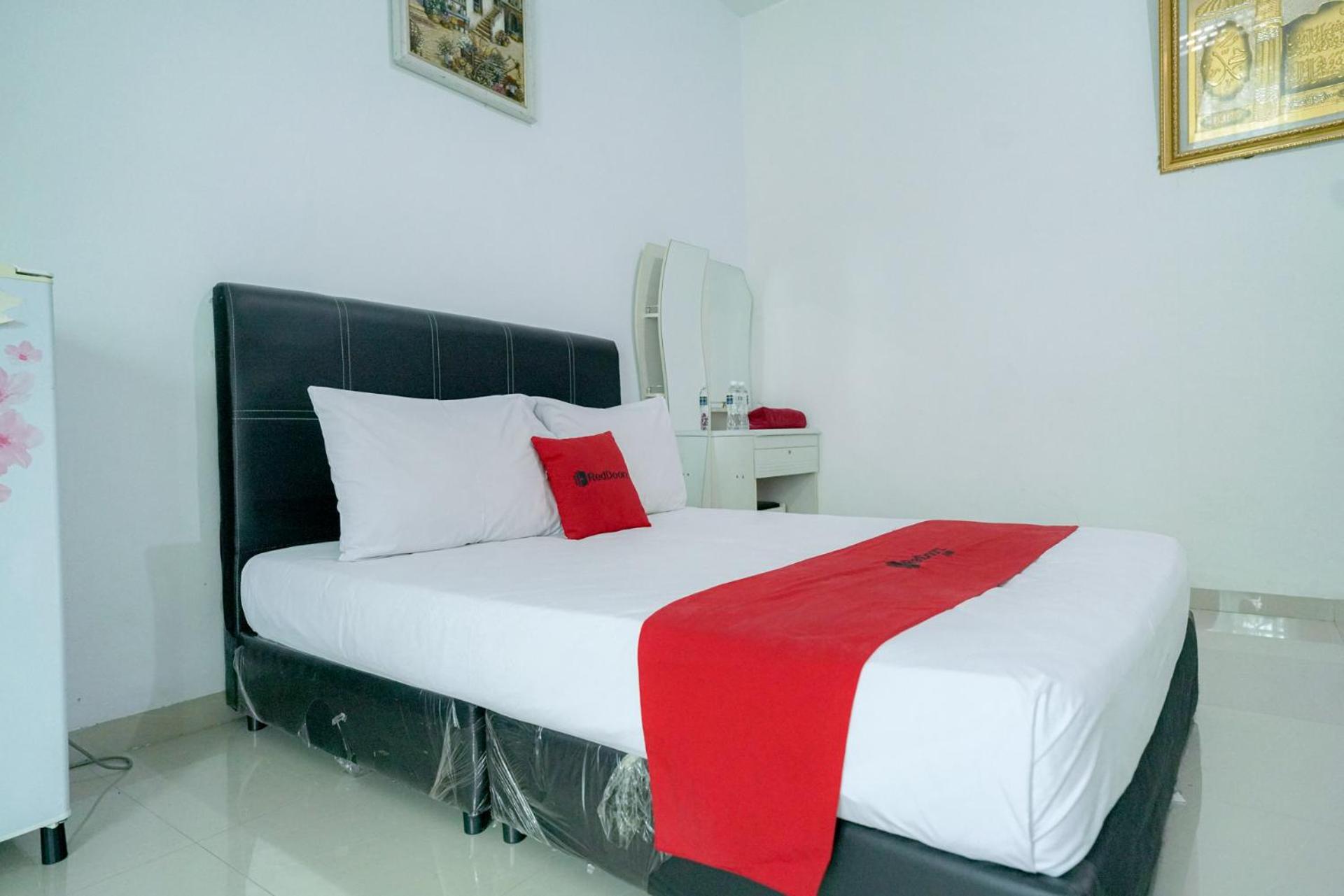 Standard Double Room - Photo 2