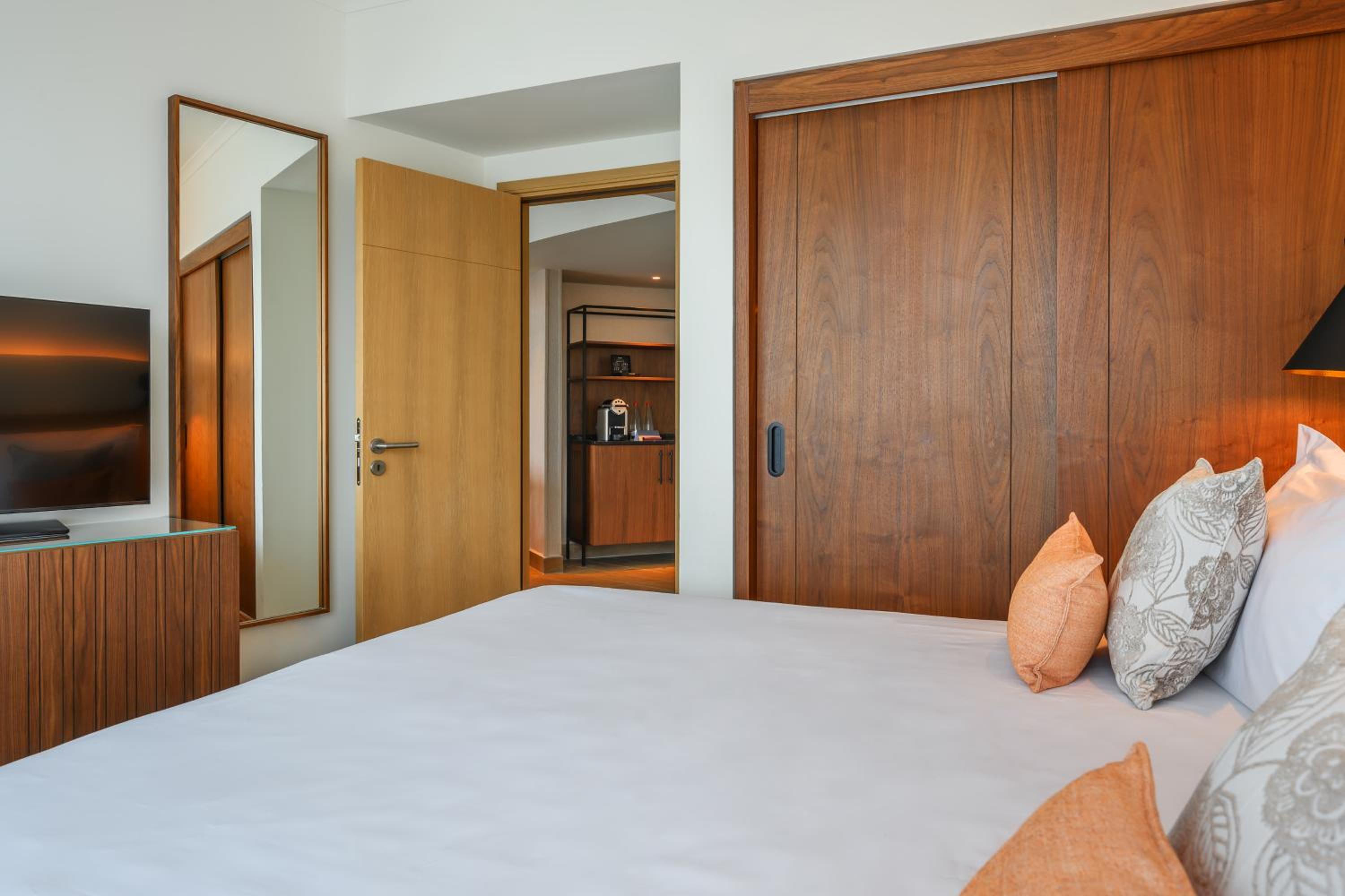 Tower Suite with Balcony and City View - Photo 1
