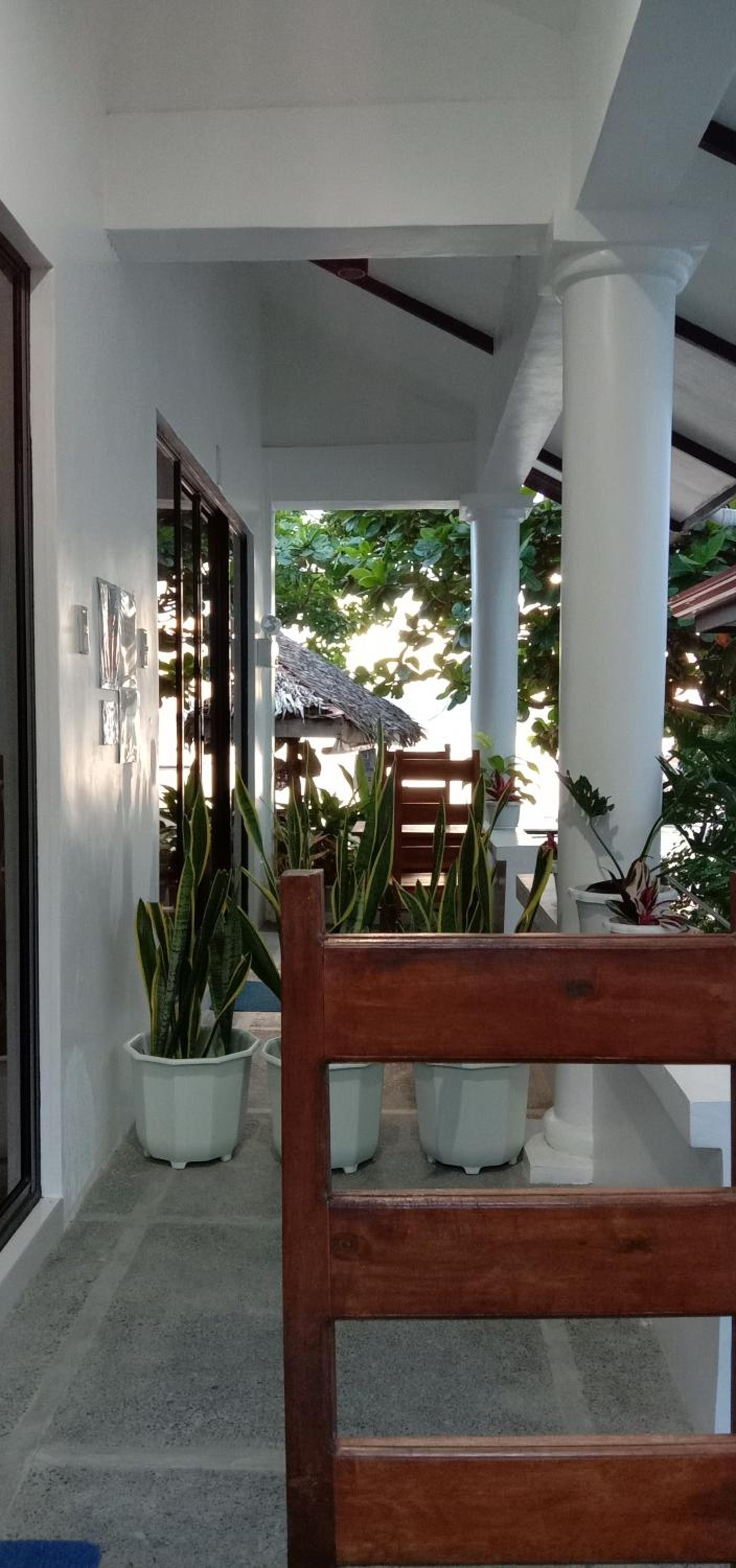 Double Room with Balcony - Photo 10