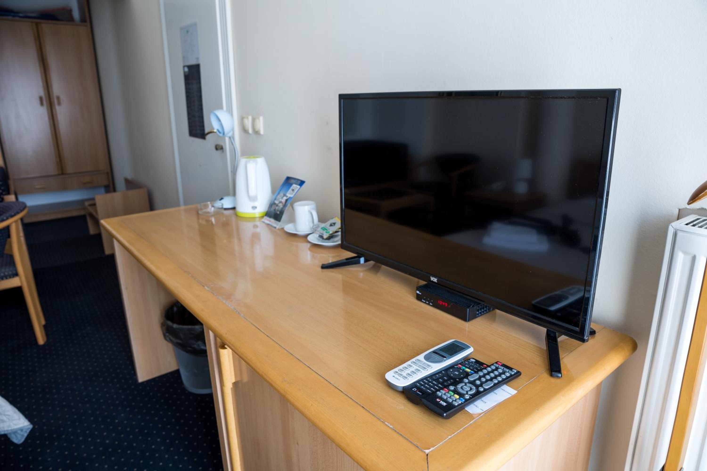 Double Room - Photo 11