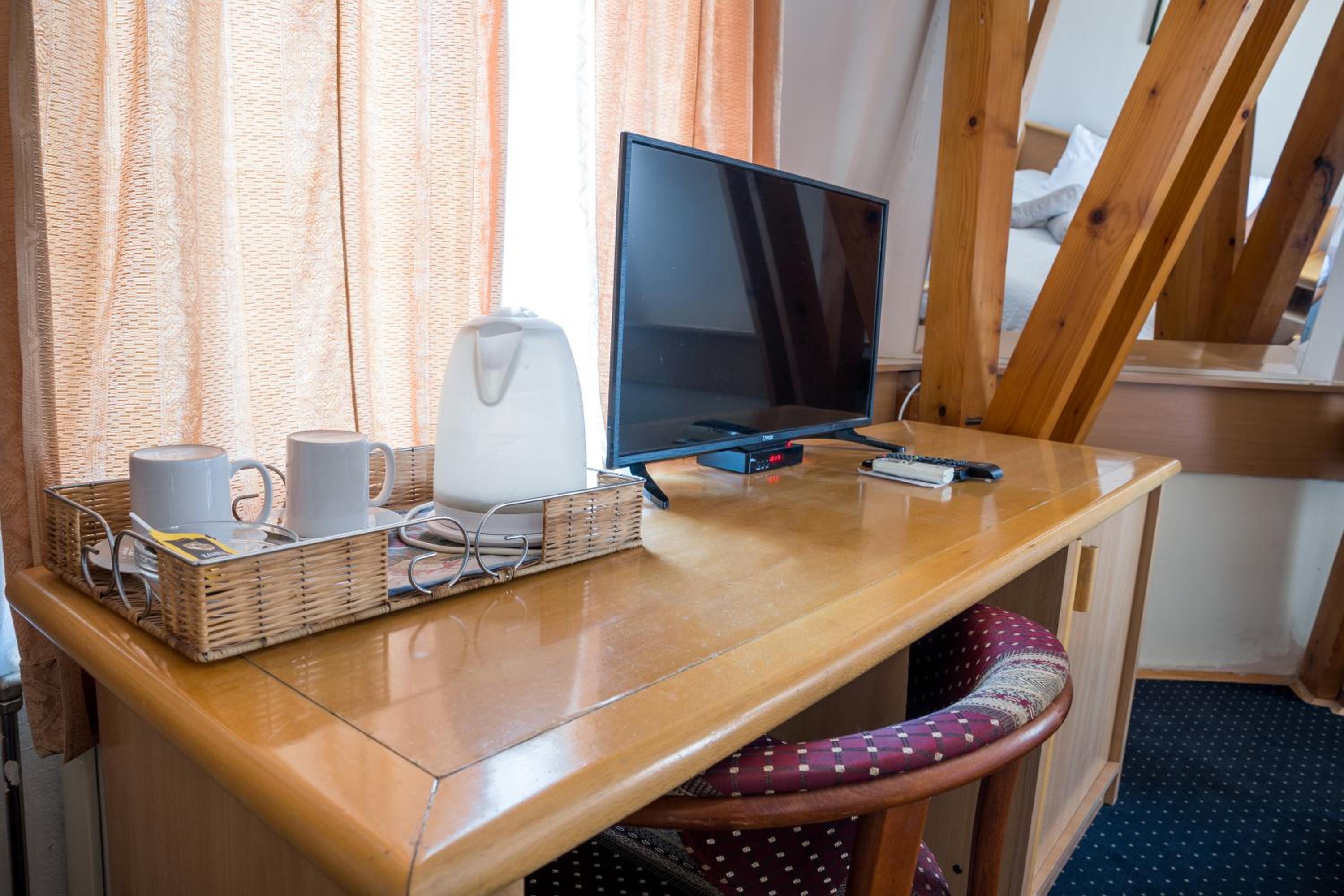 Standard Double Room - Photo 5