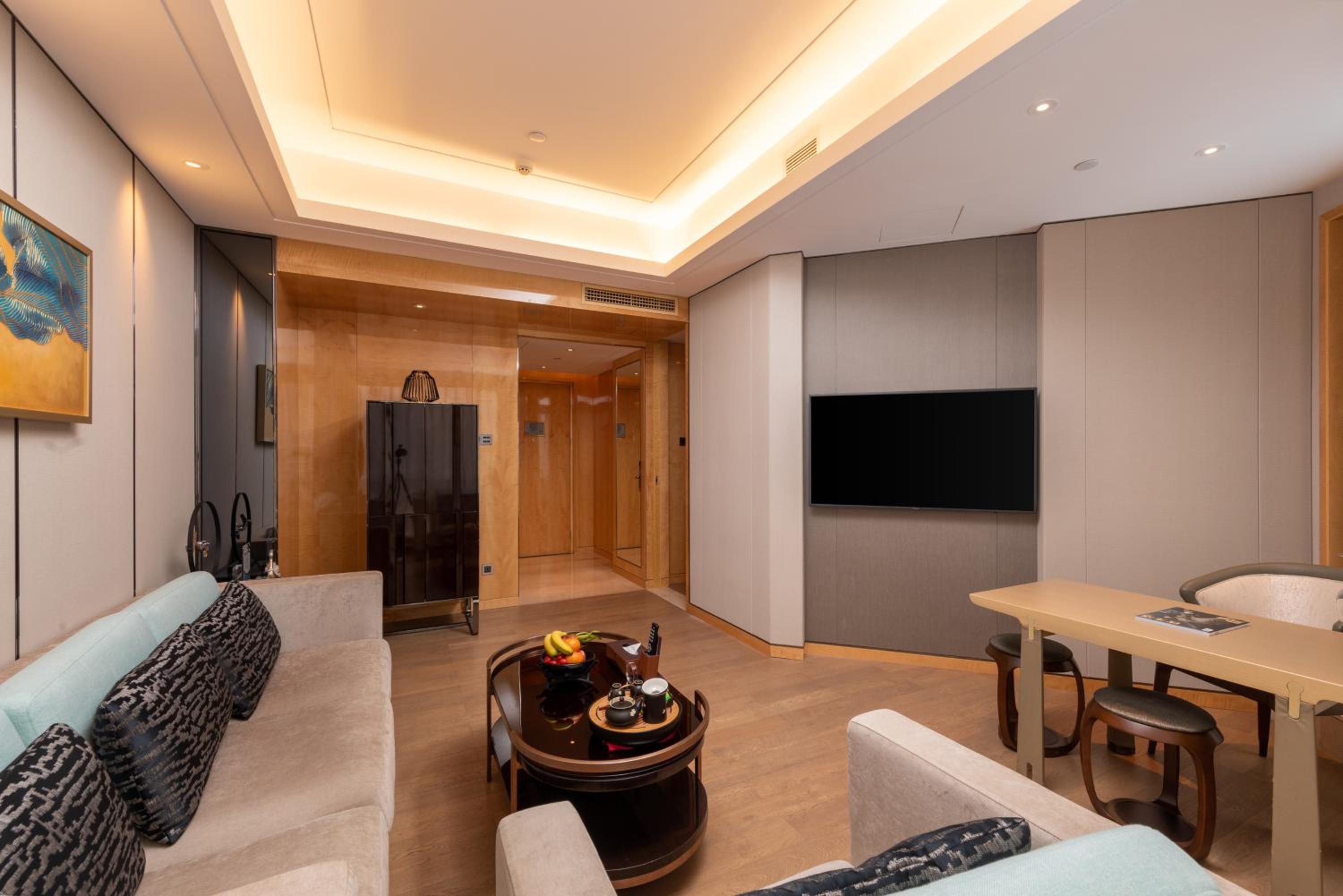 Premium Business Suite photo 3