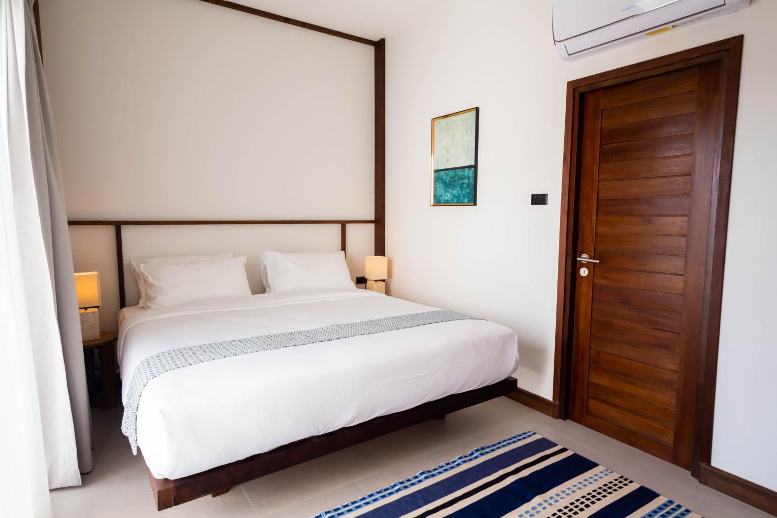 King Room with Garden View - Photo 6