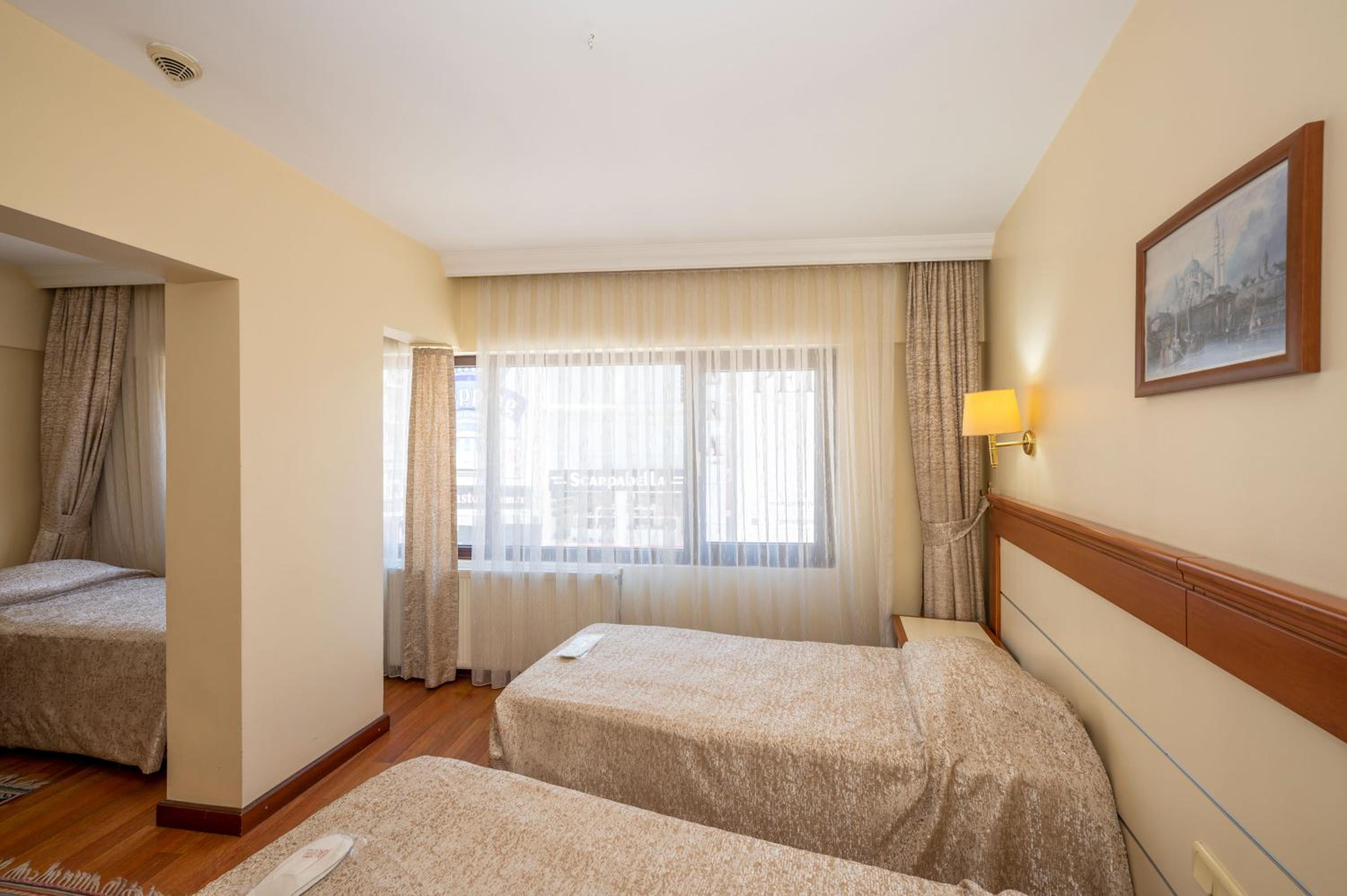 Standard Triple Room photo 3