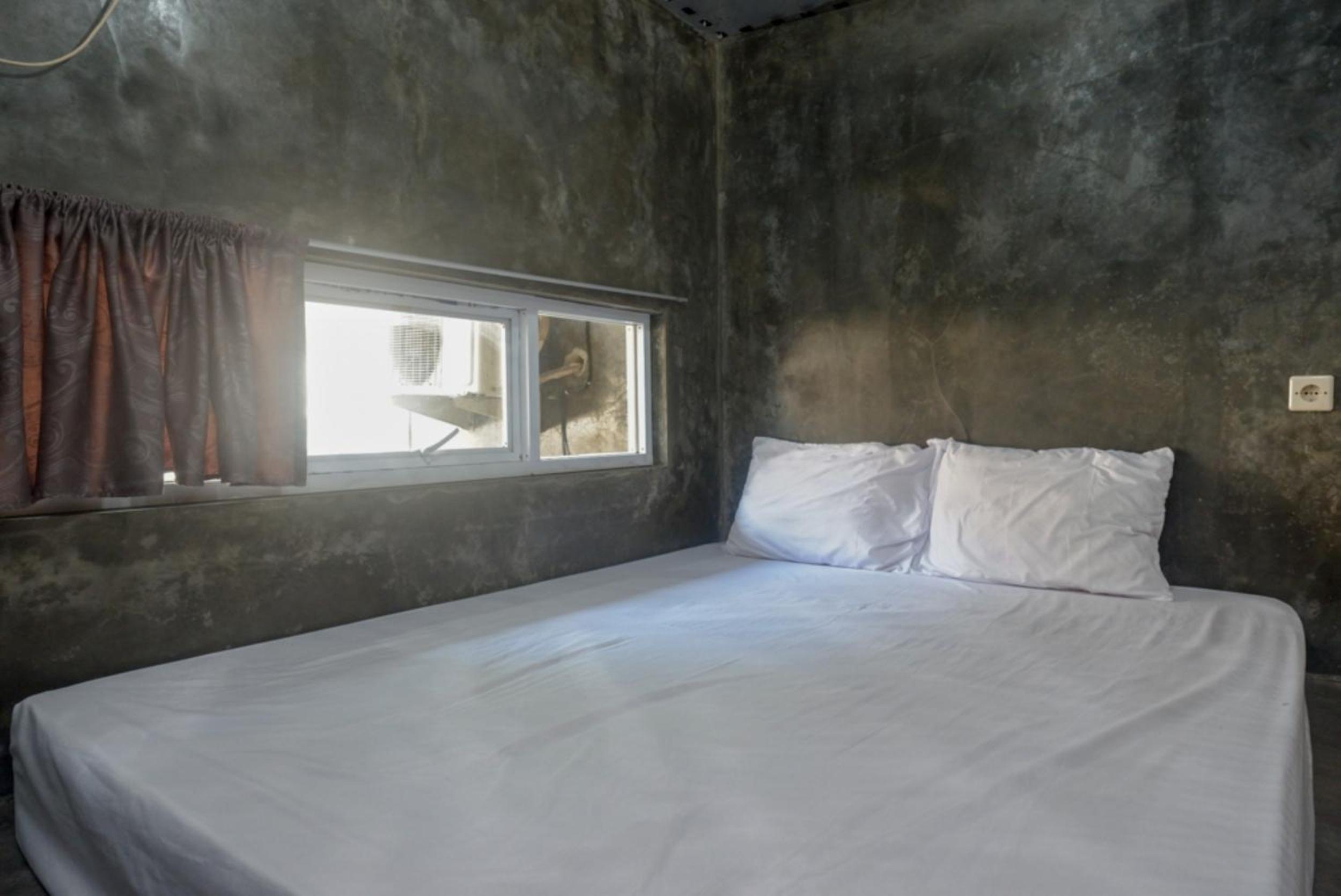 Standard Double Room - Photo 13