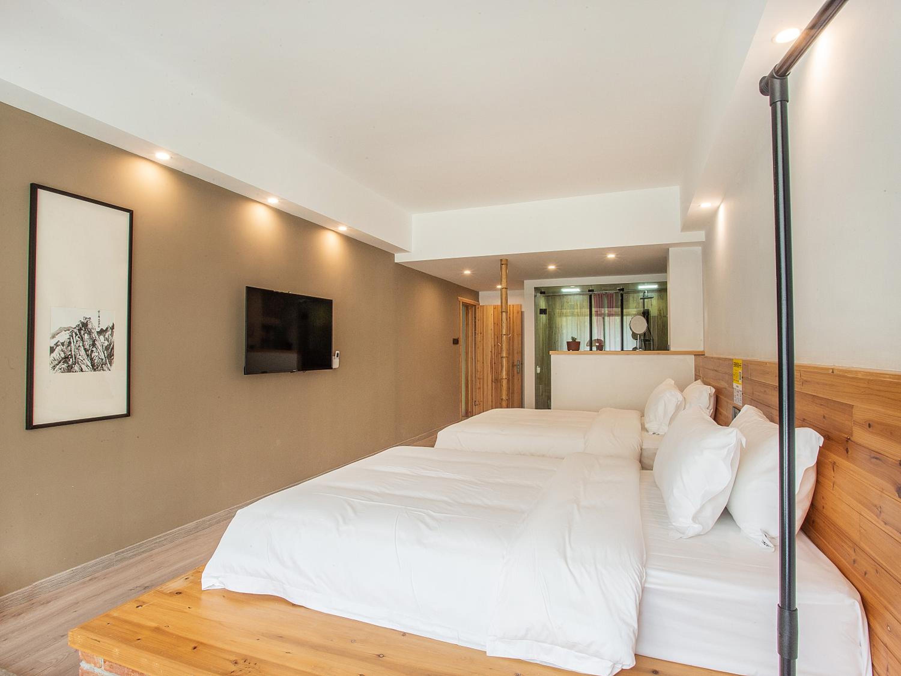 Deluxe Twin Room photo 2