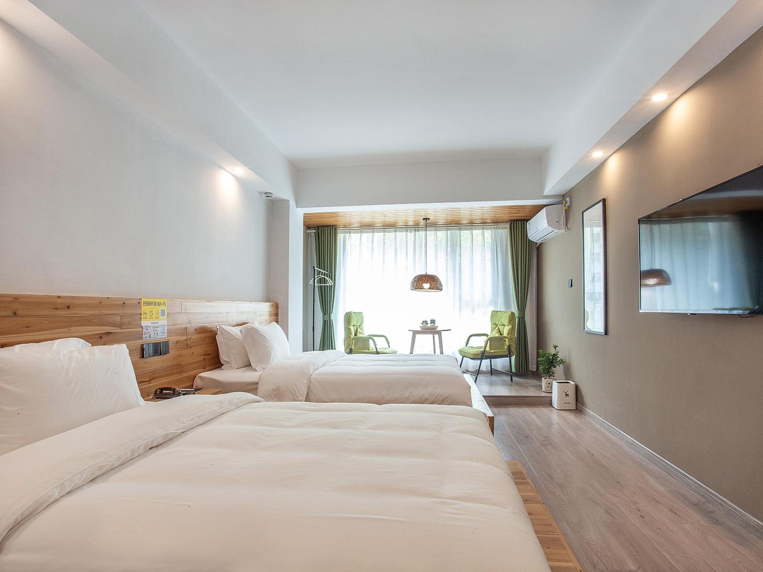 Deluxe Twin Room photo 1