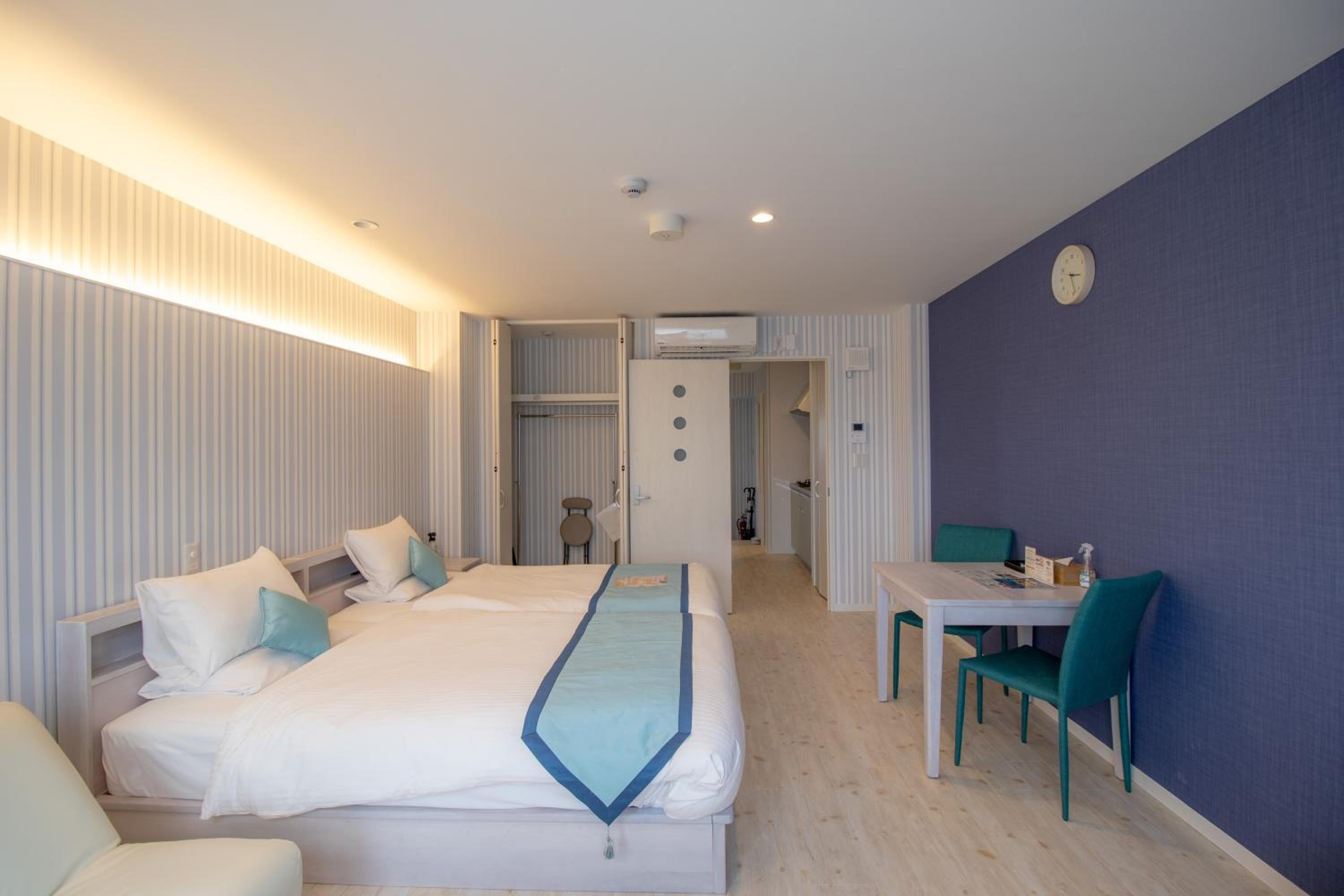 Twin Room with Extra Bed - Photo 34