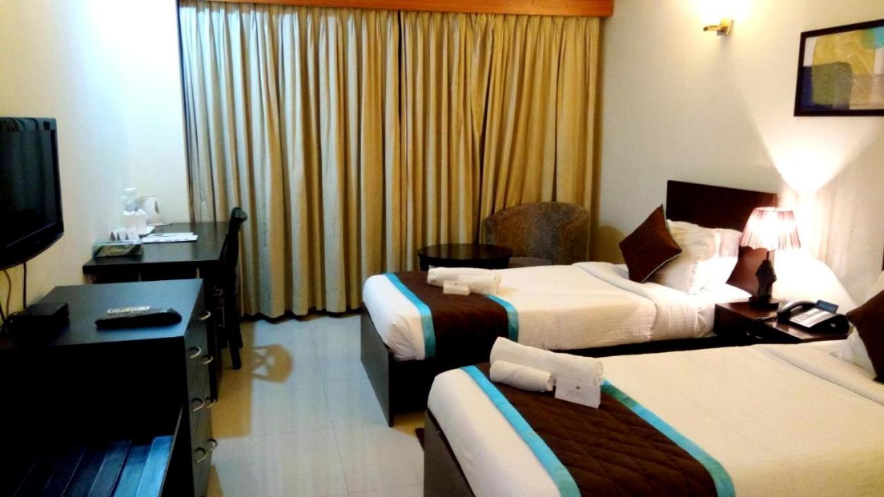 Deluxe Double or Twin Room - Photo 2
