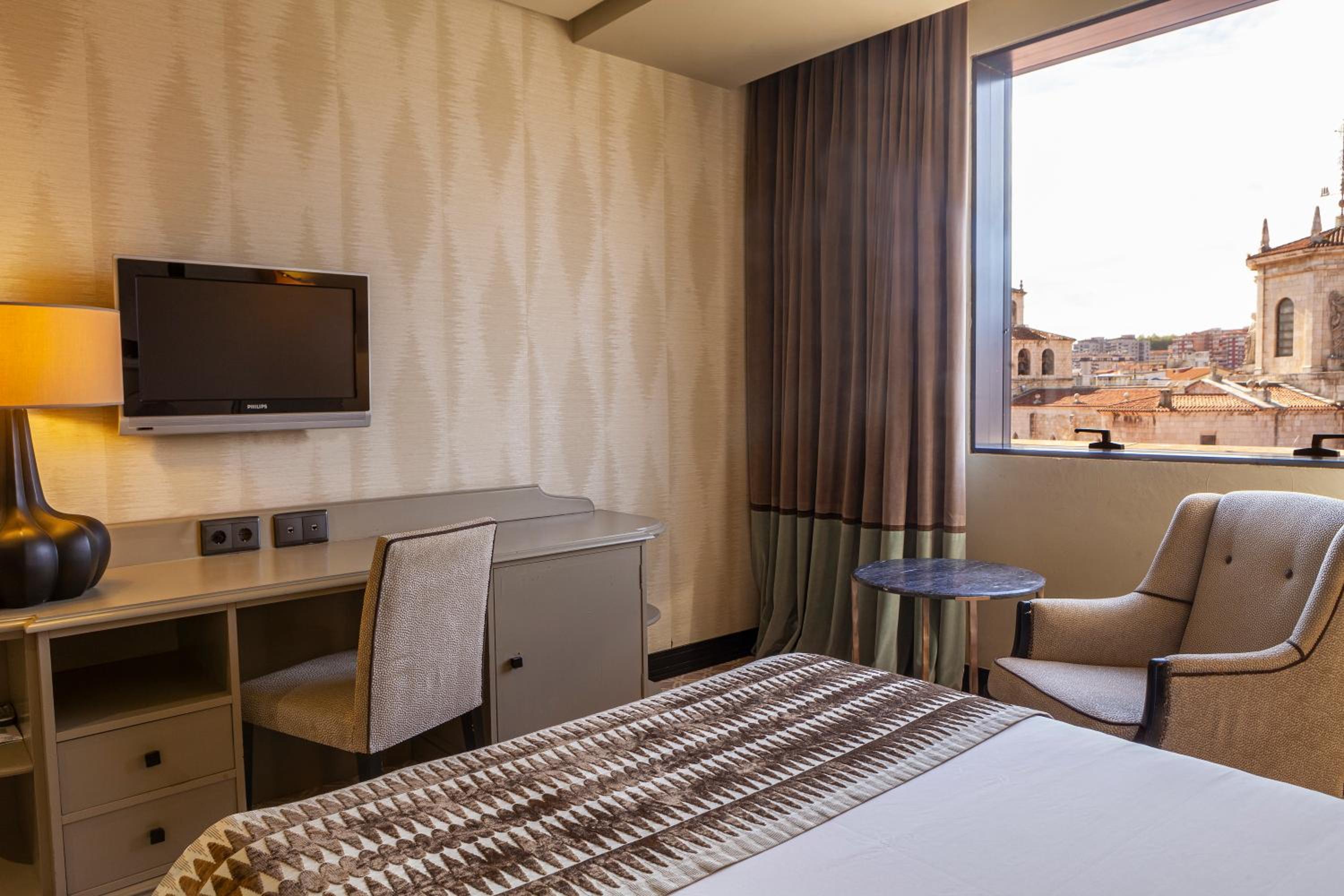 Single Room - Photo 2