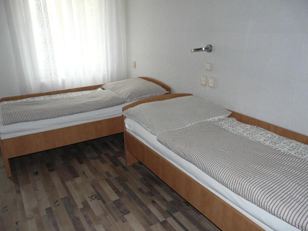 Standard Double or Twin Room - Photo 2