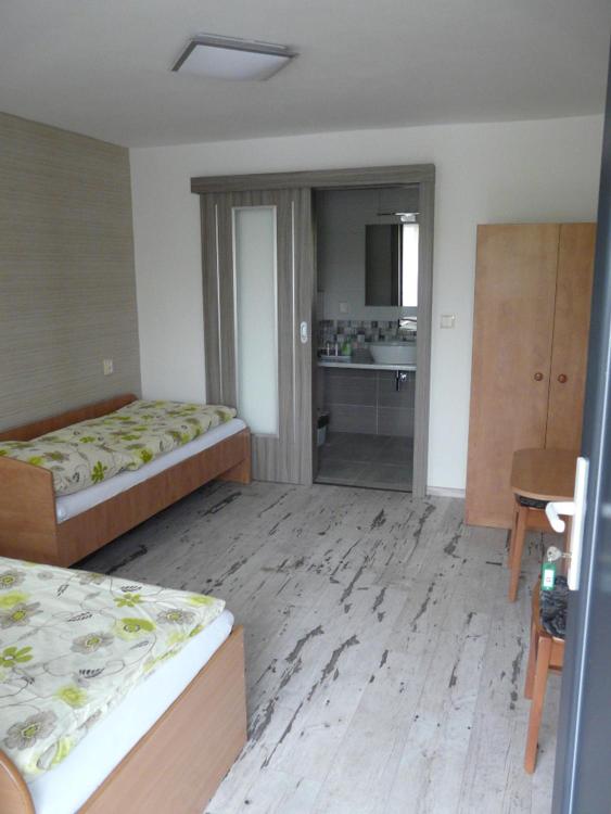 Standard Double or Twin Room - Photo 19