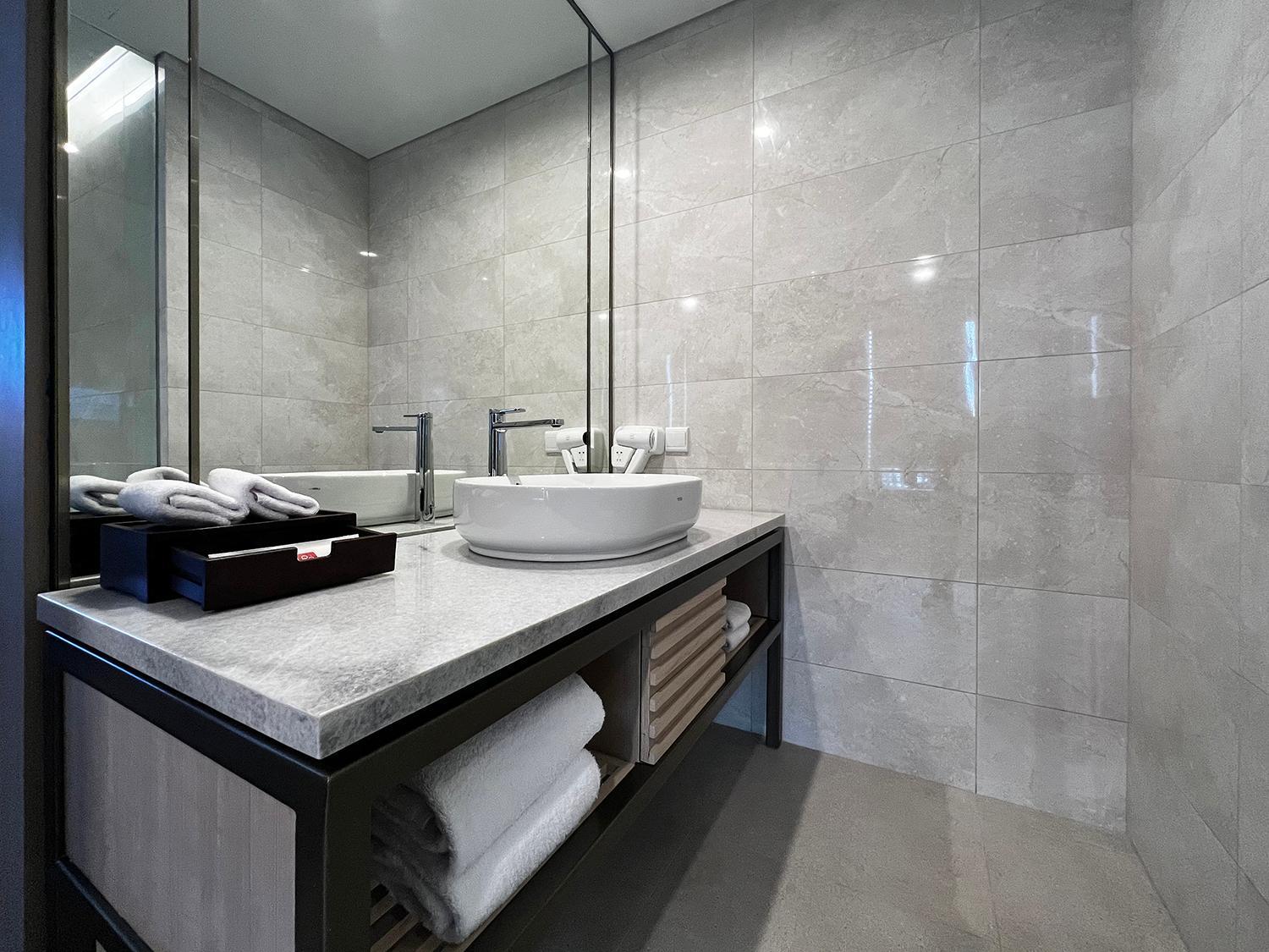 Grand Deluxe Double Room - Photo 10