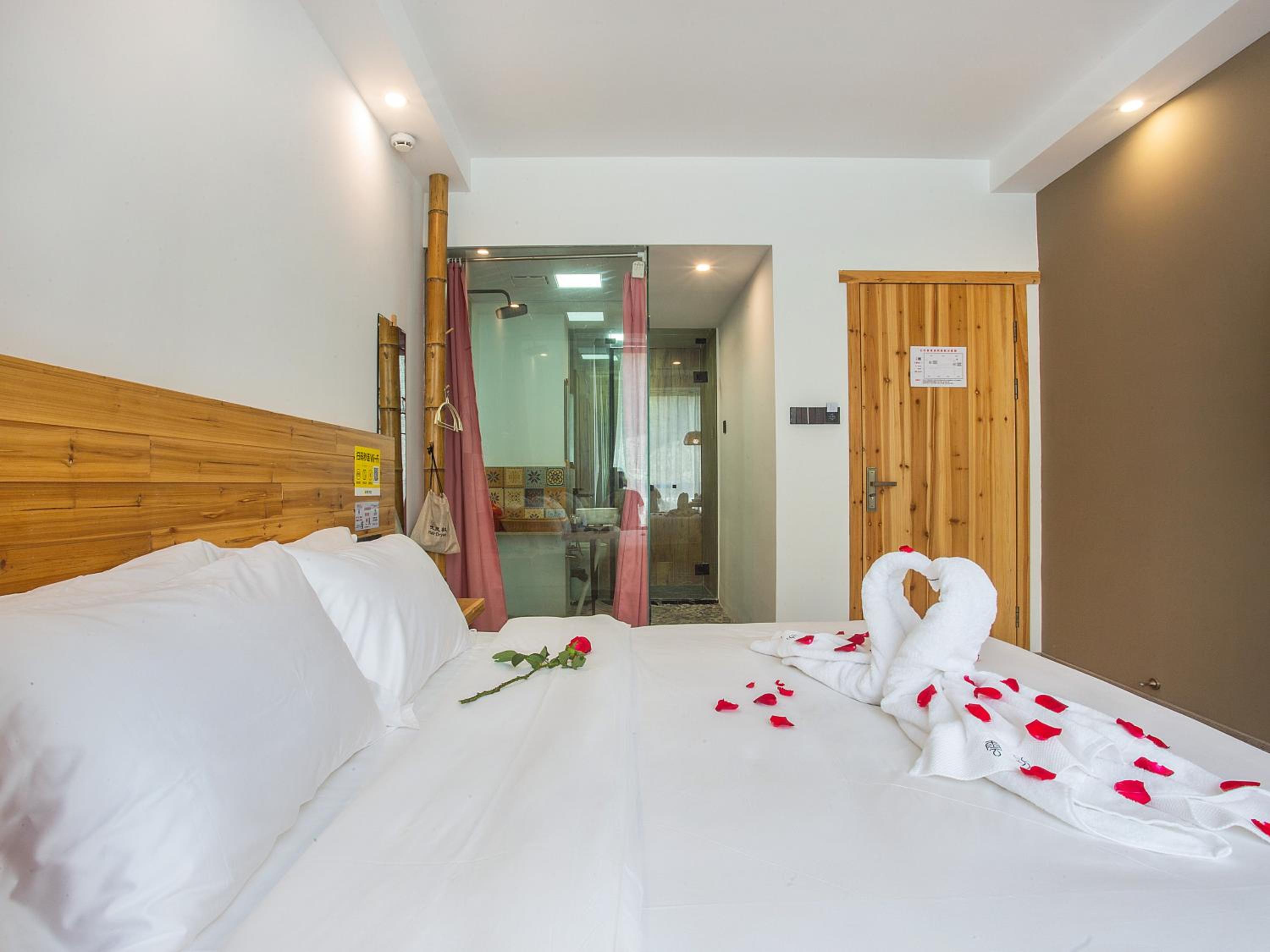 Superior Queen Room - Danxia photo 1