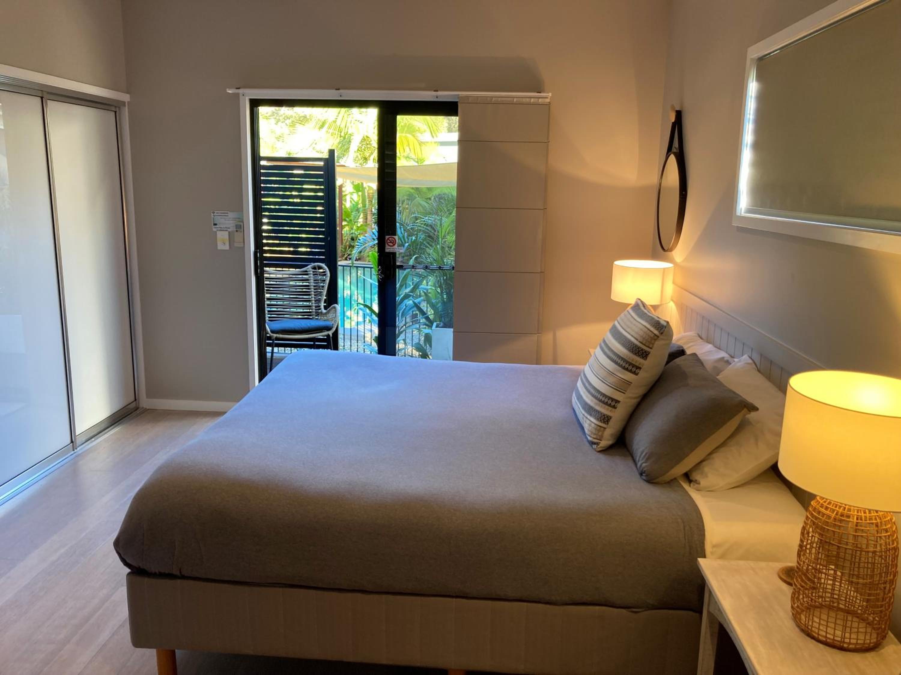 King Room with Balcony photo 3