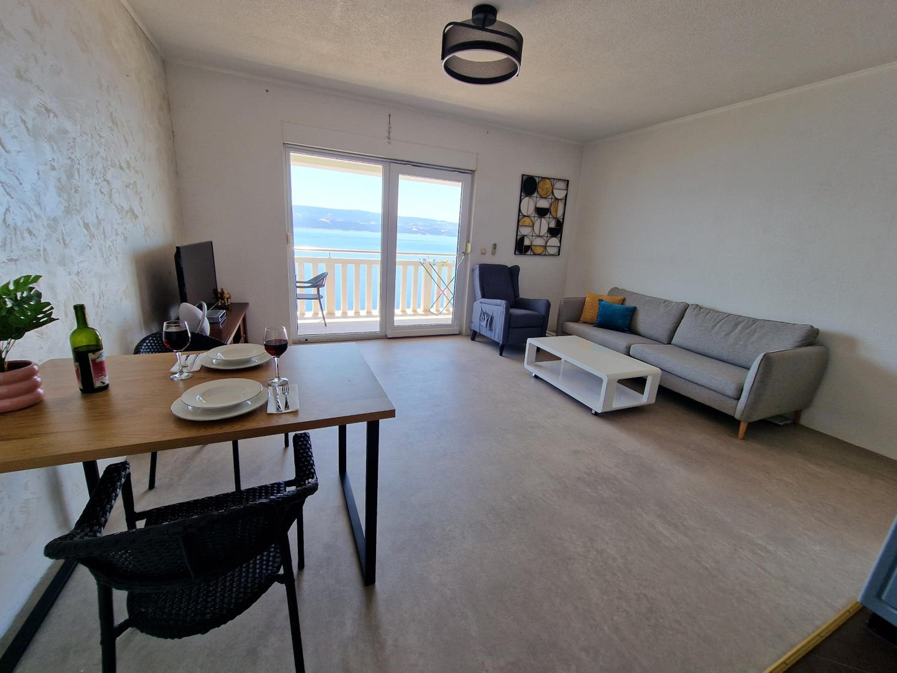 Apartment photo 1