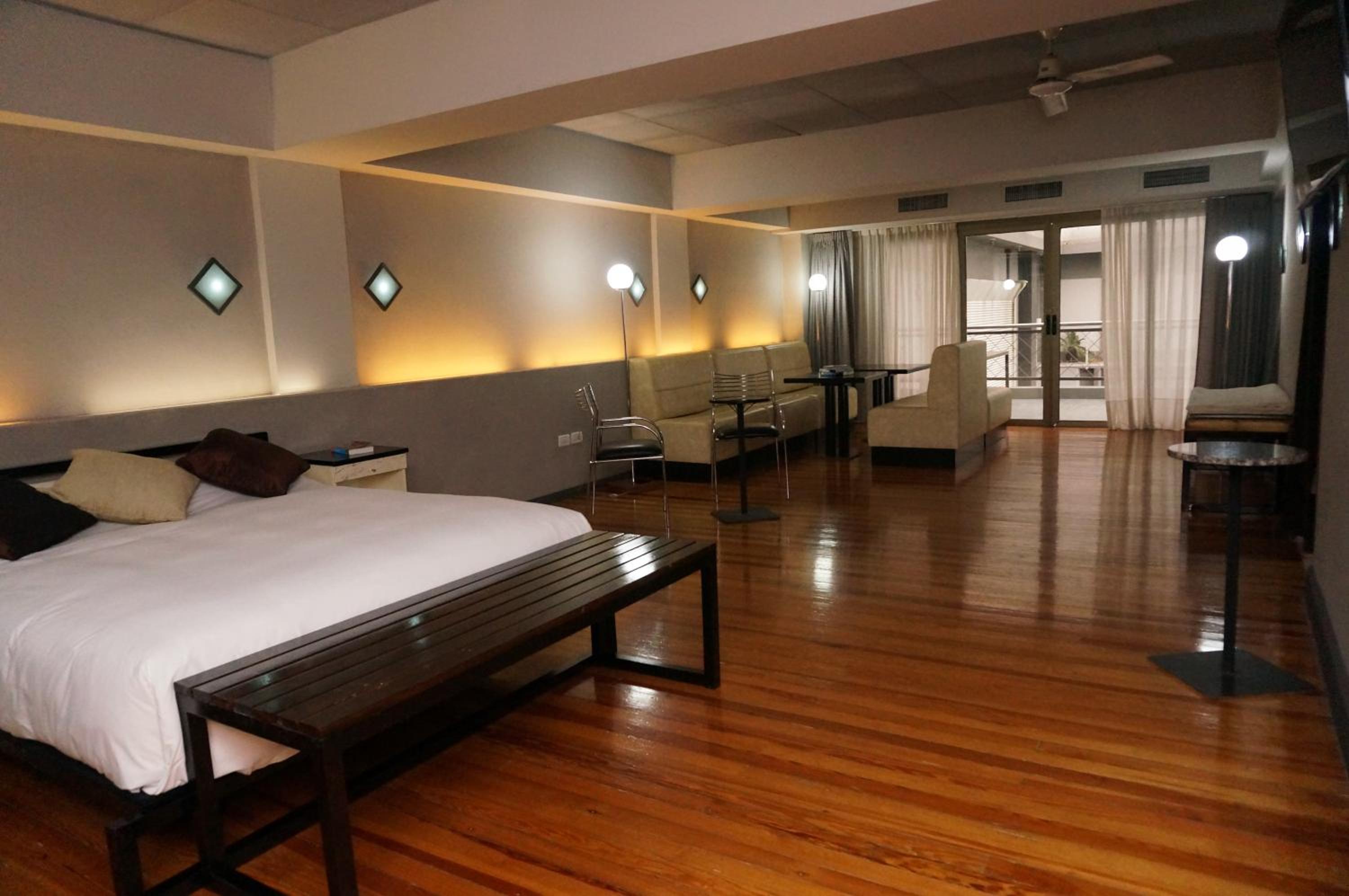 Triple Room with Terrace