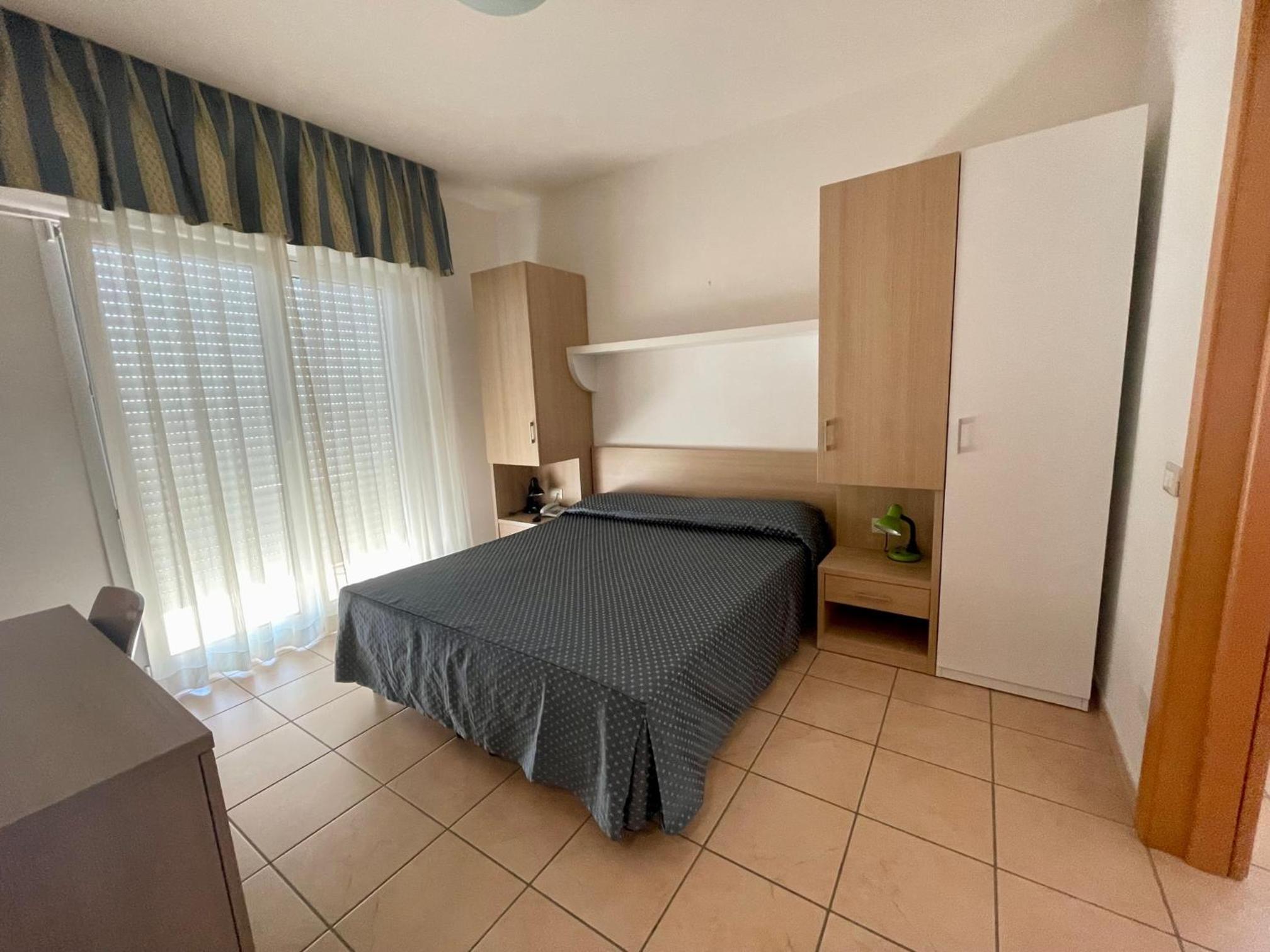 Deluxe Double Room with Side Sea View photo 1