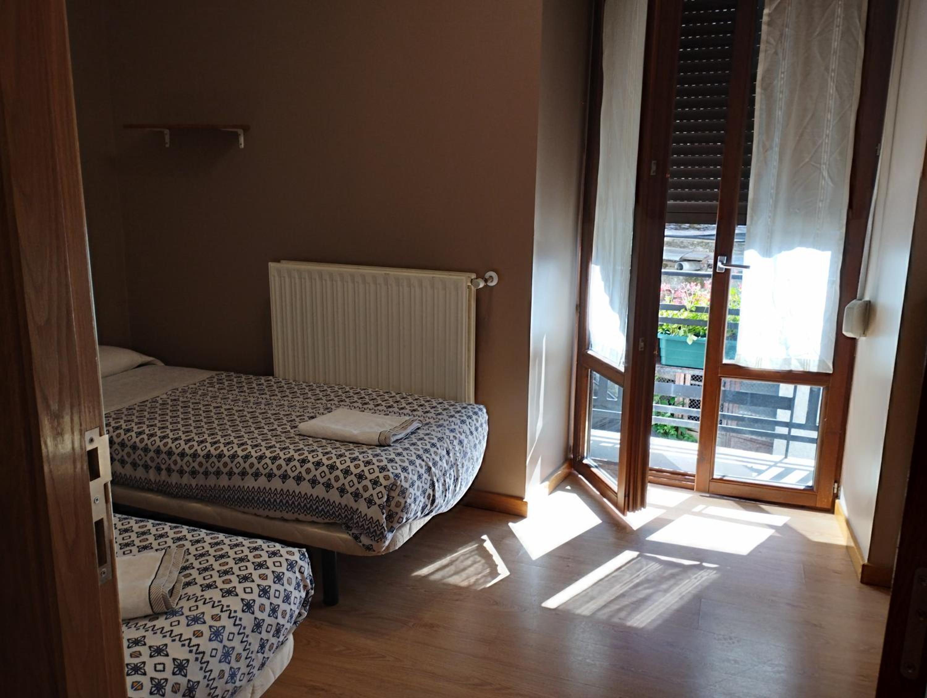 Apartment - Ground Floor - Photo 4
