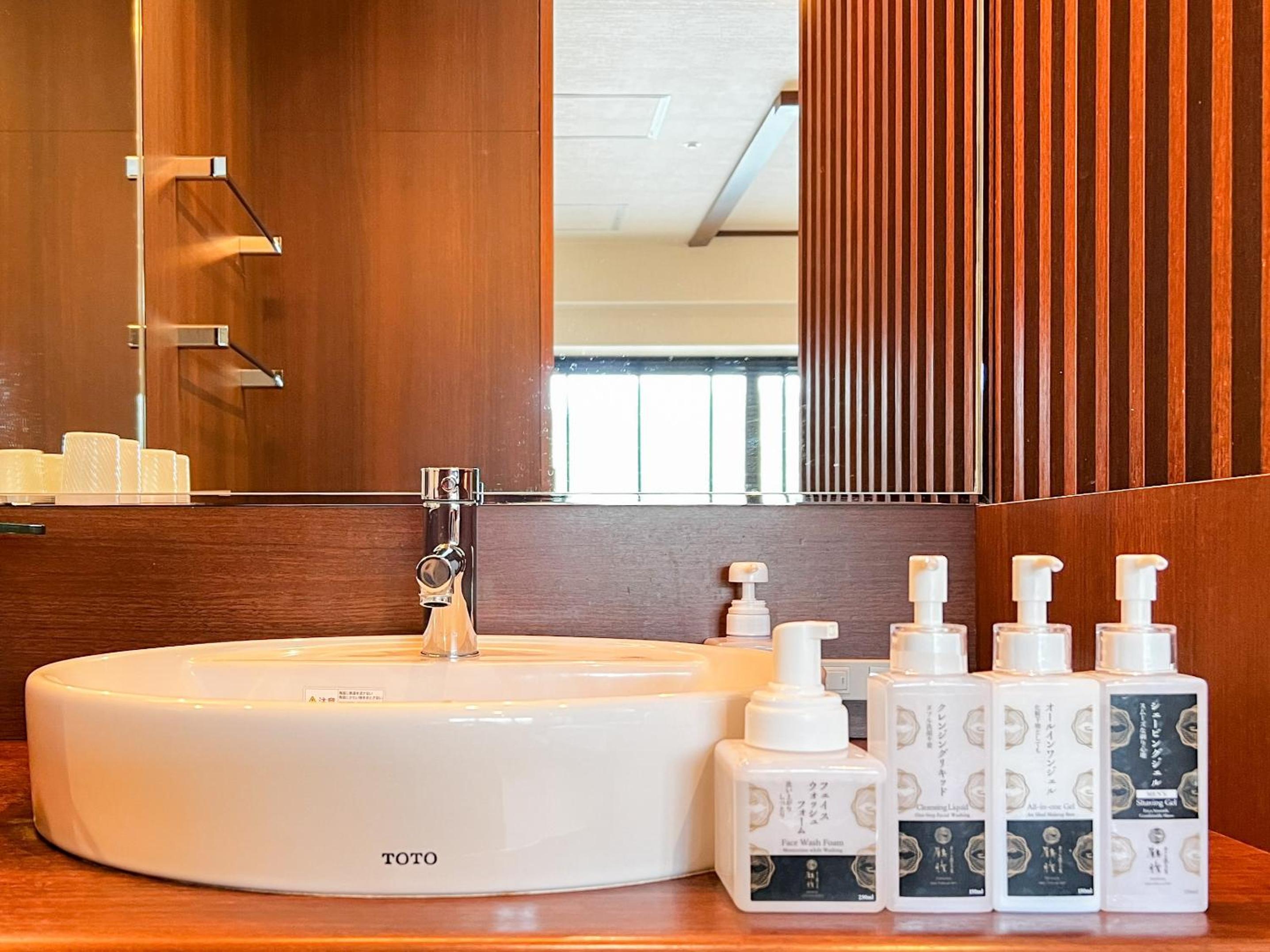 Room with Tatami Area & Shower Booth - Non-Smoking - Buffet Breakfast + Buffet Dinner Included - Photo 8