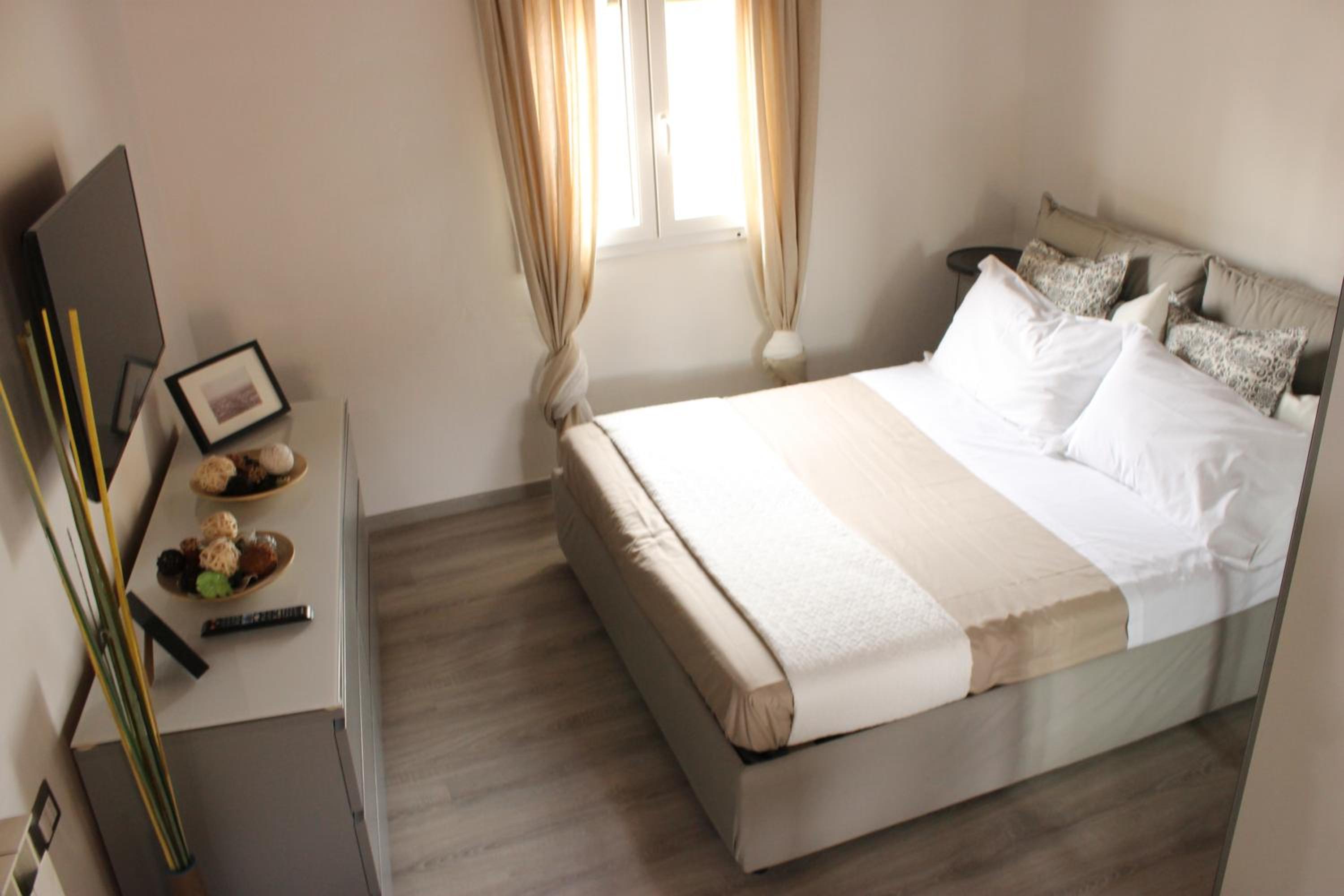 One-Bedroom House photo 3