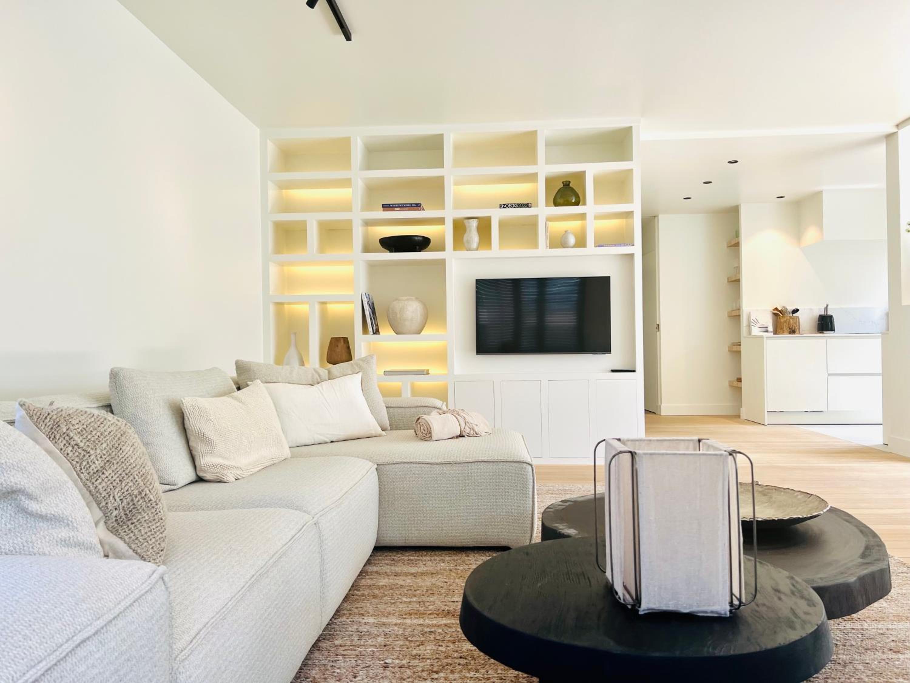 Two-Bedroom Apartment - Photo 3