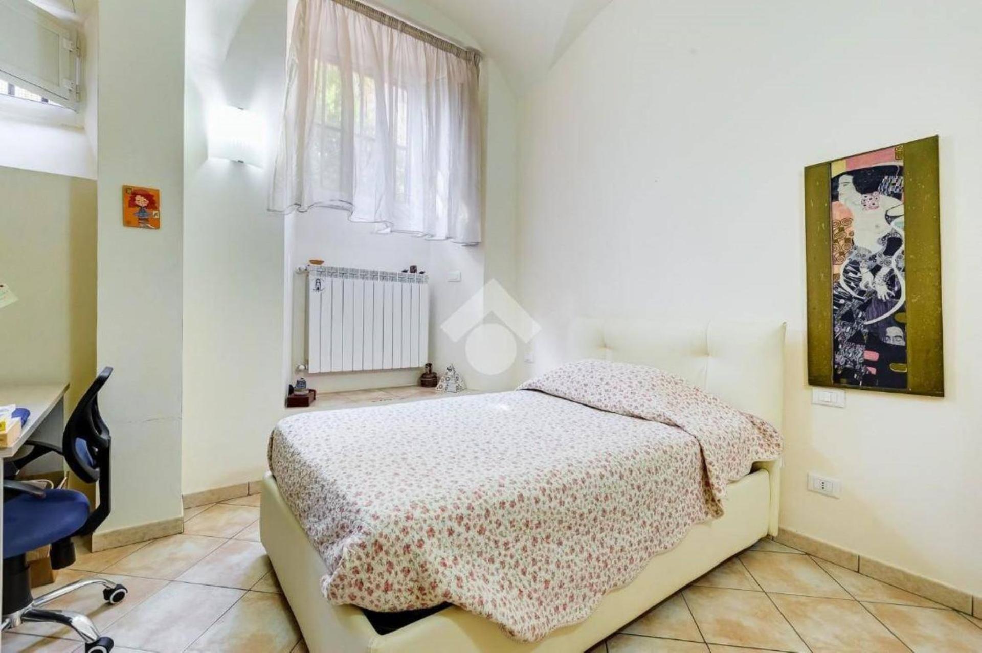 Single Room with Private Bathroom