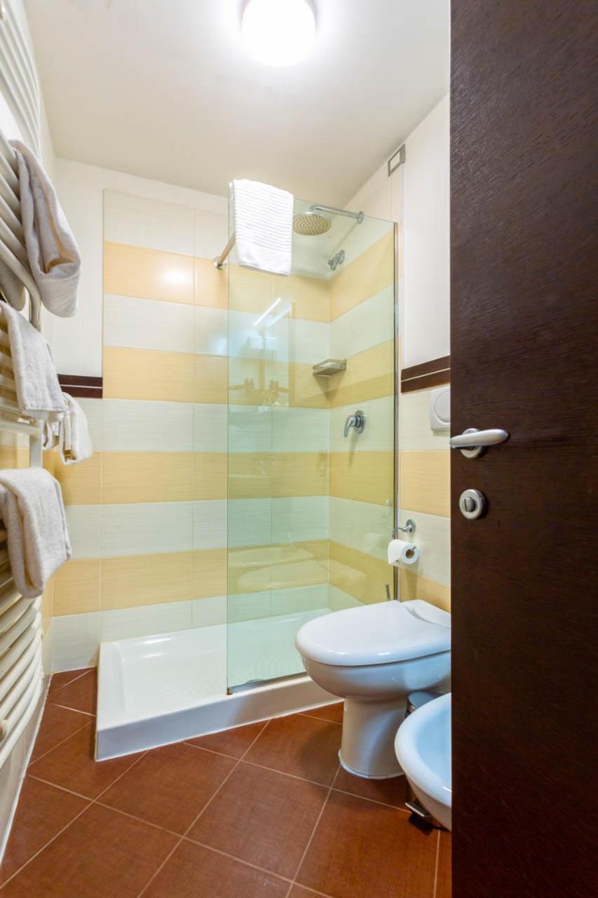 Classic Double or Twin Room - Photo 5