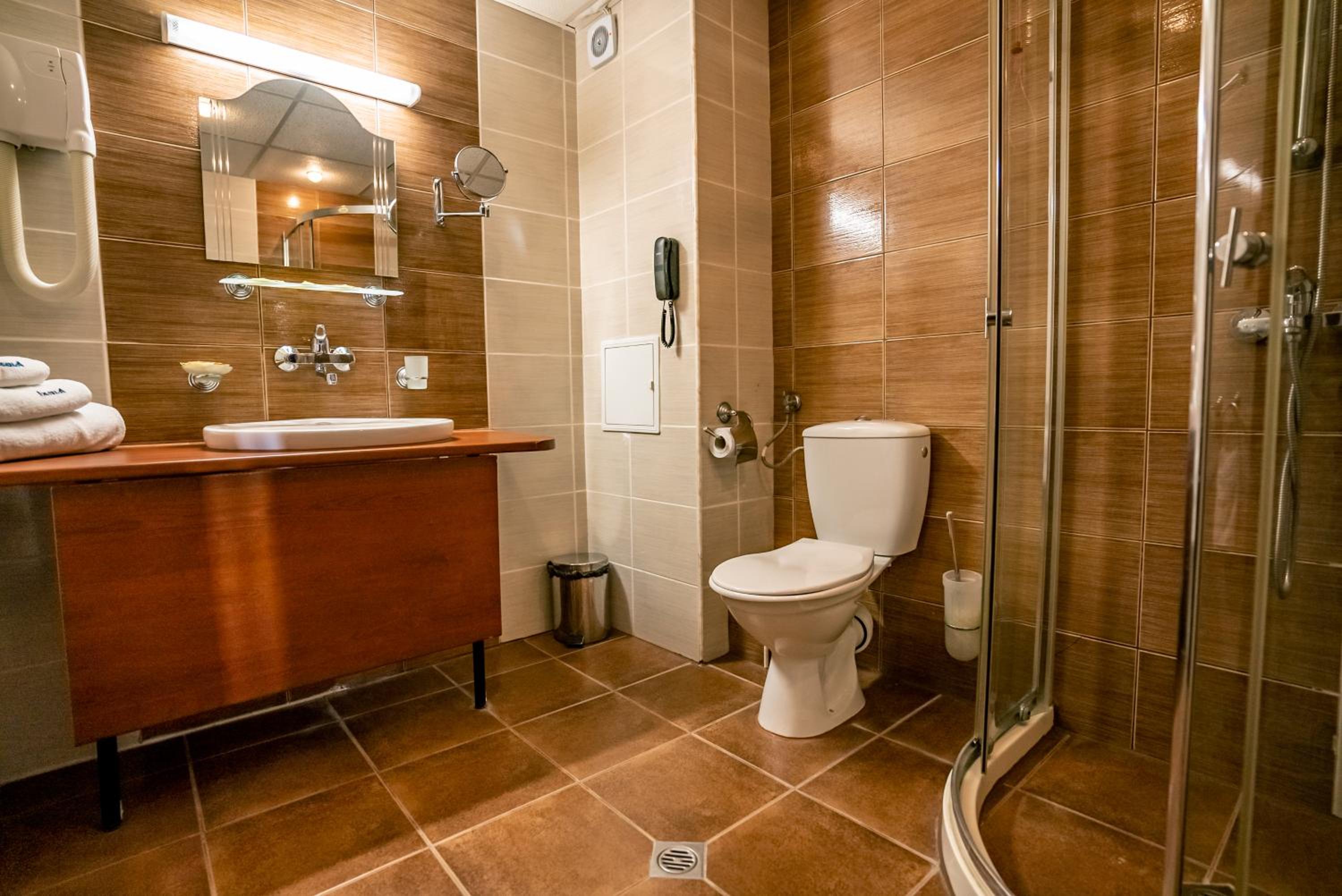 Double or Twin Room with Balcony - All Inclusive - Photo 6