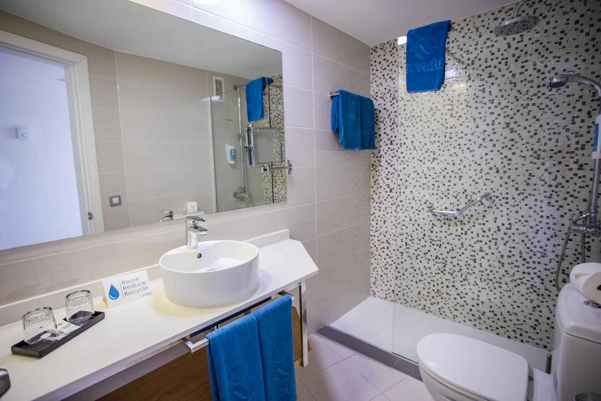 Double Room with Balcony (2 Adults + 2 Children)