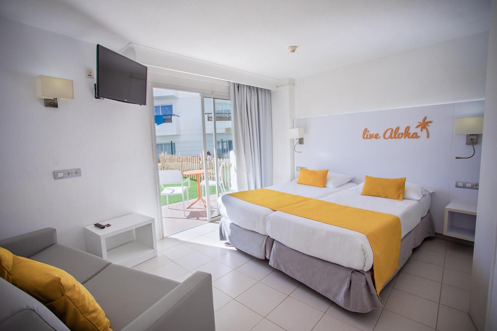 Family Suite (3 Adults)