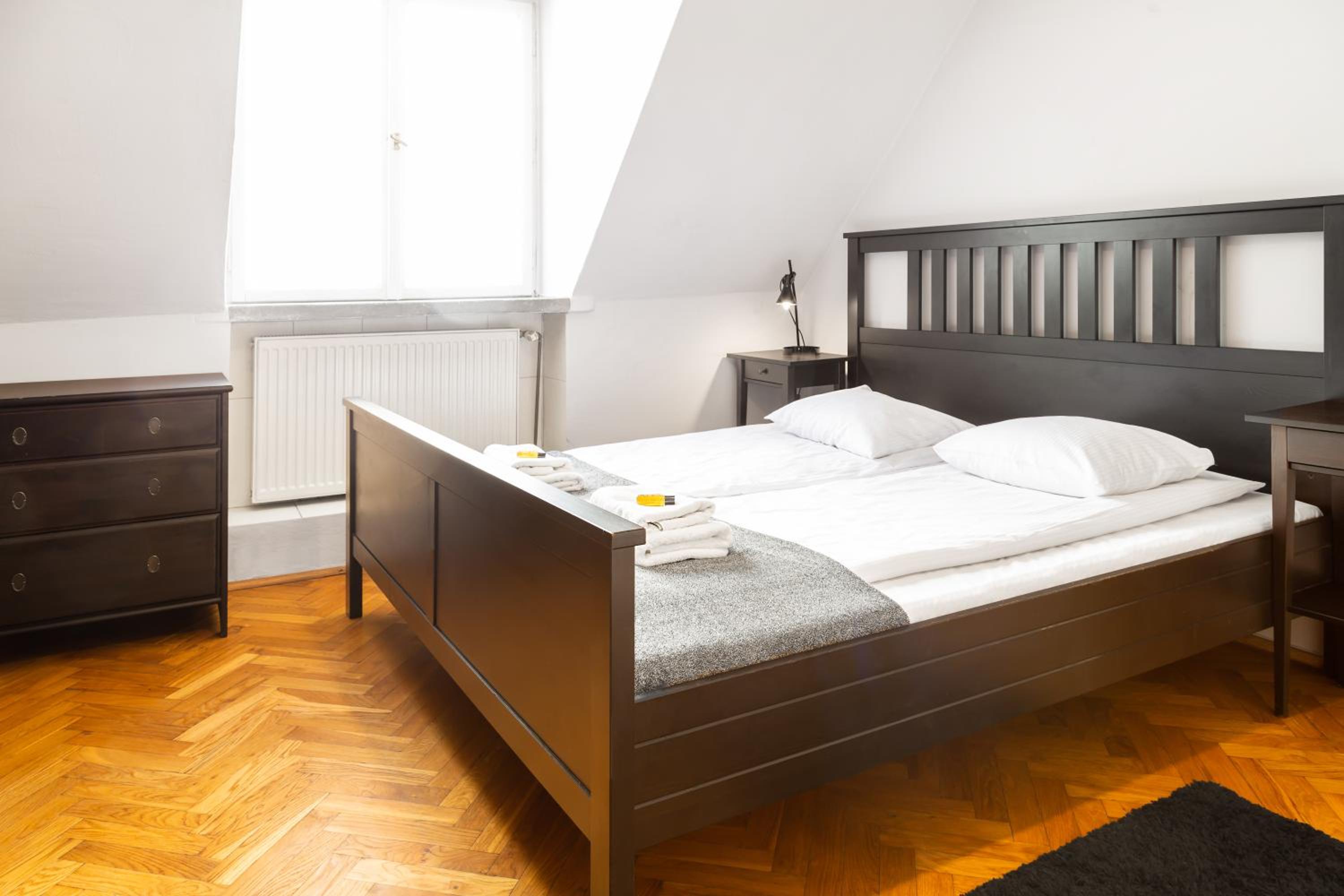 Two-Bedroom Apartment - Photo 11