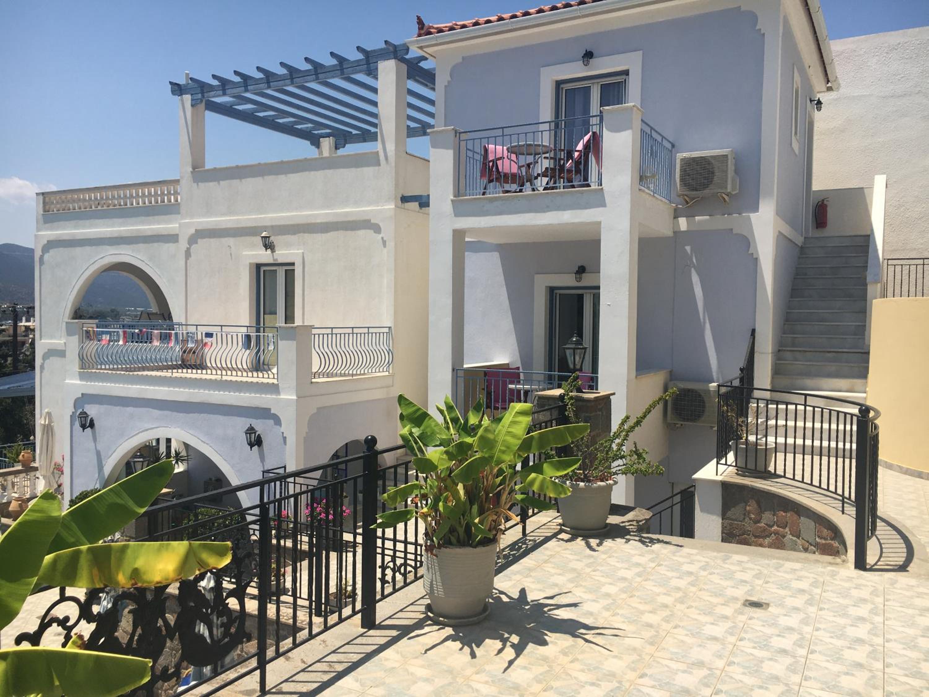 Double Room with Balcony and Sea View photo 3