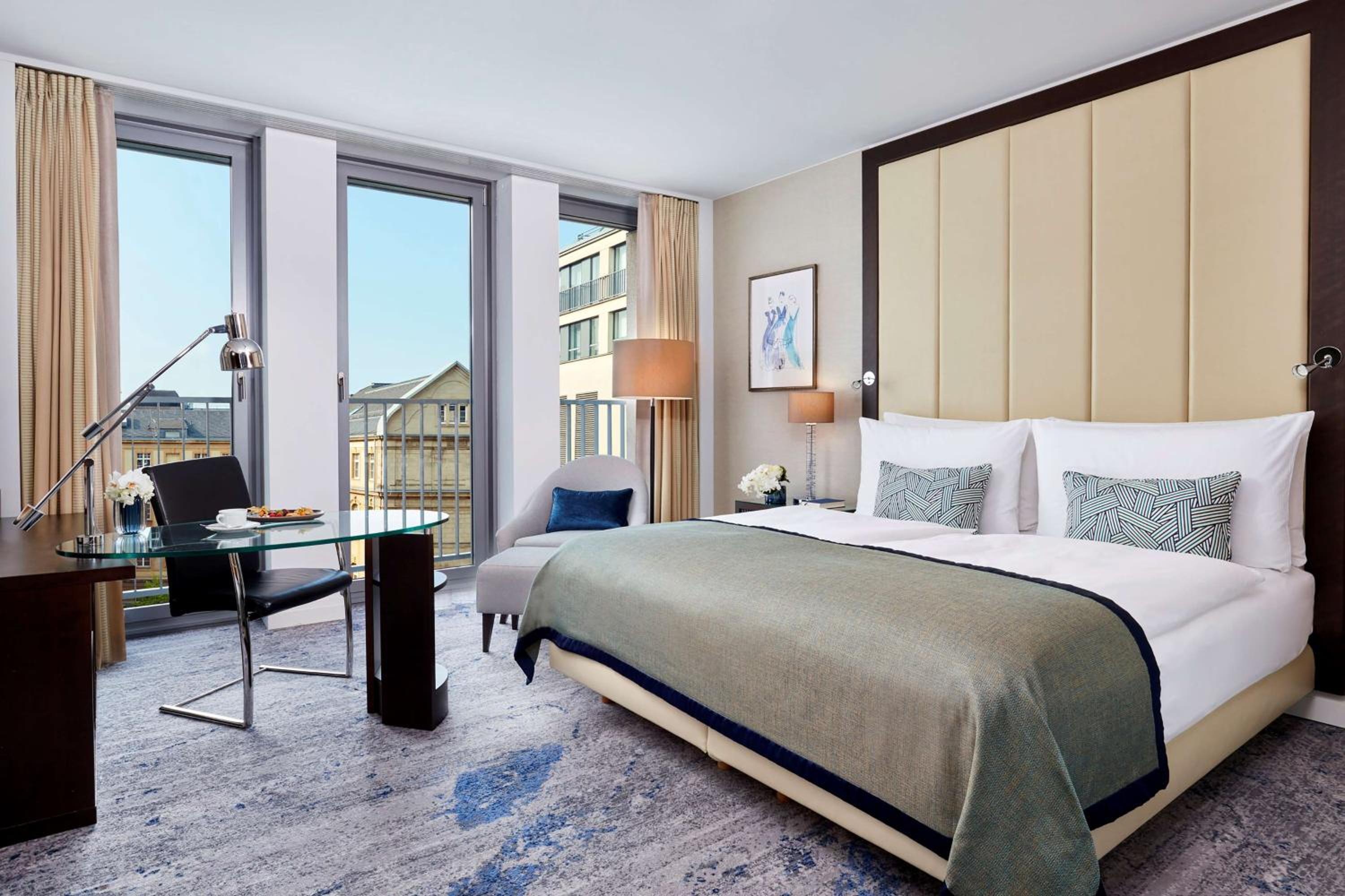 Superior King Room - Photo 2