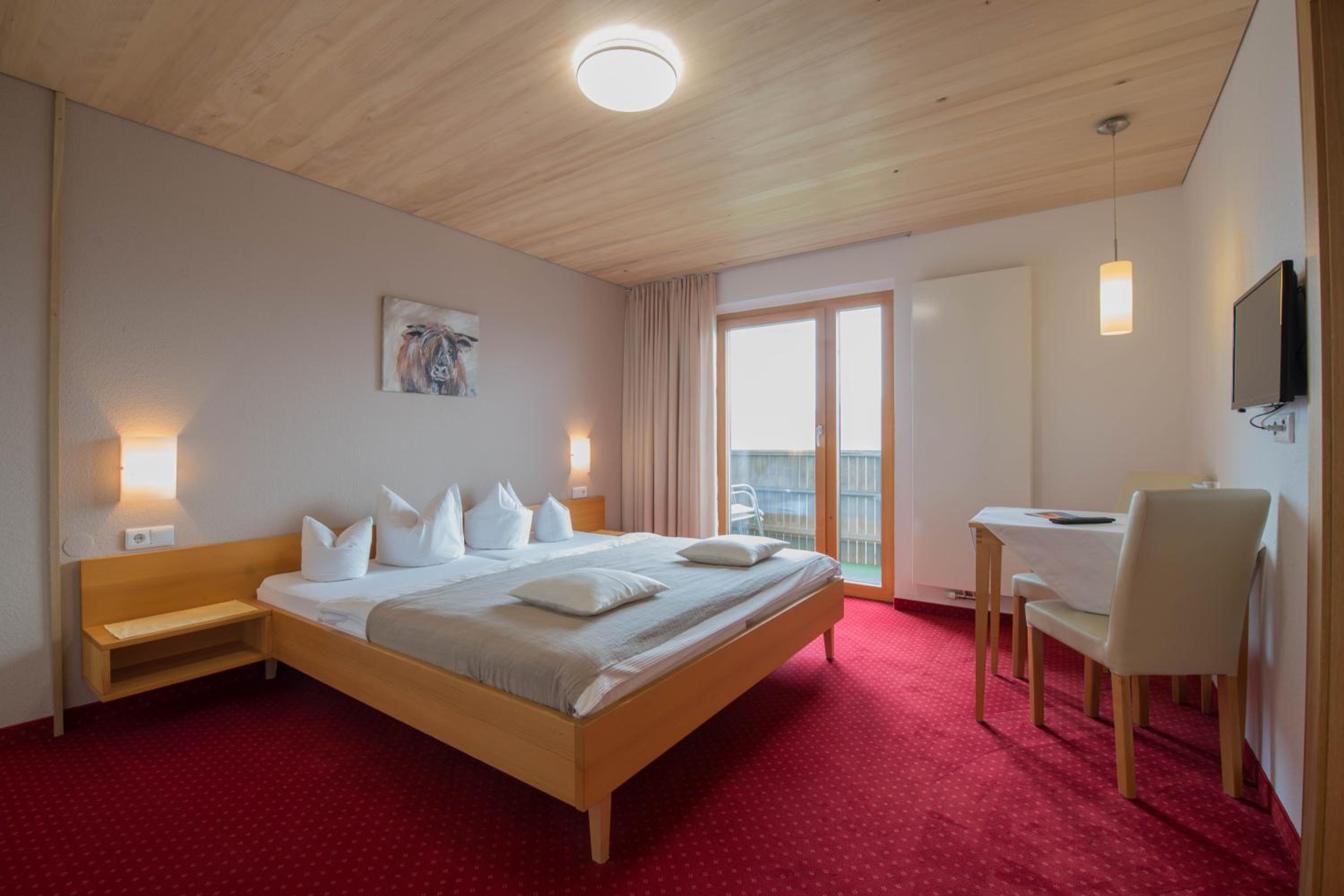 Triple Room with Mountain View
