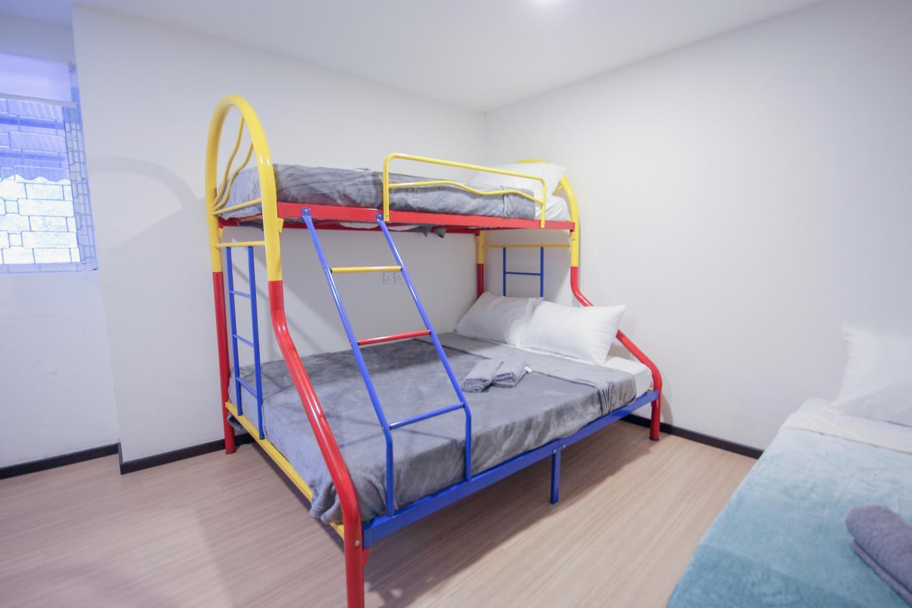 Deluxe Family Room - Photo 1