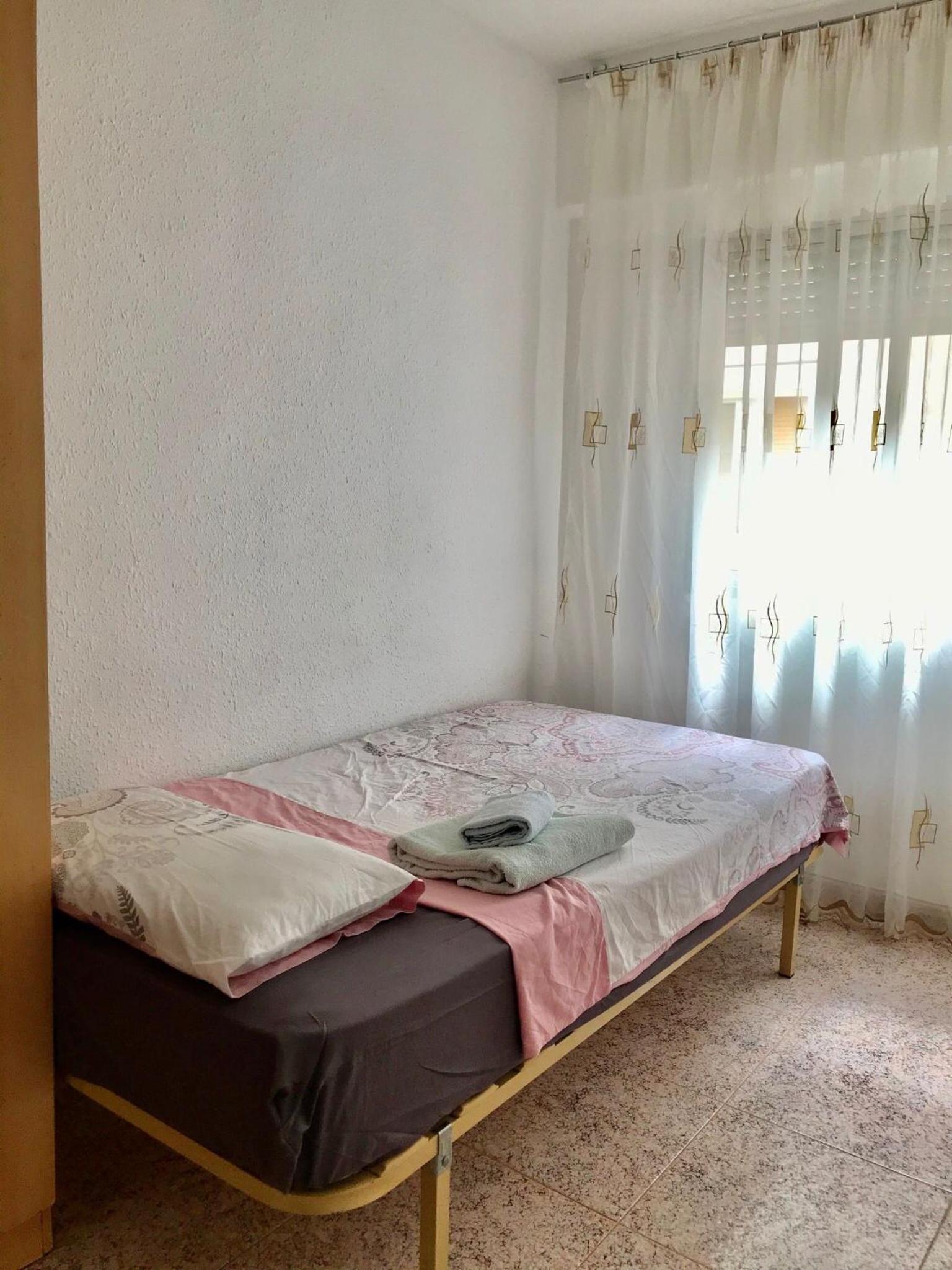 Two-Bedroom Apartment - Photo 16