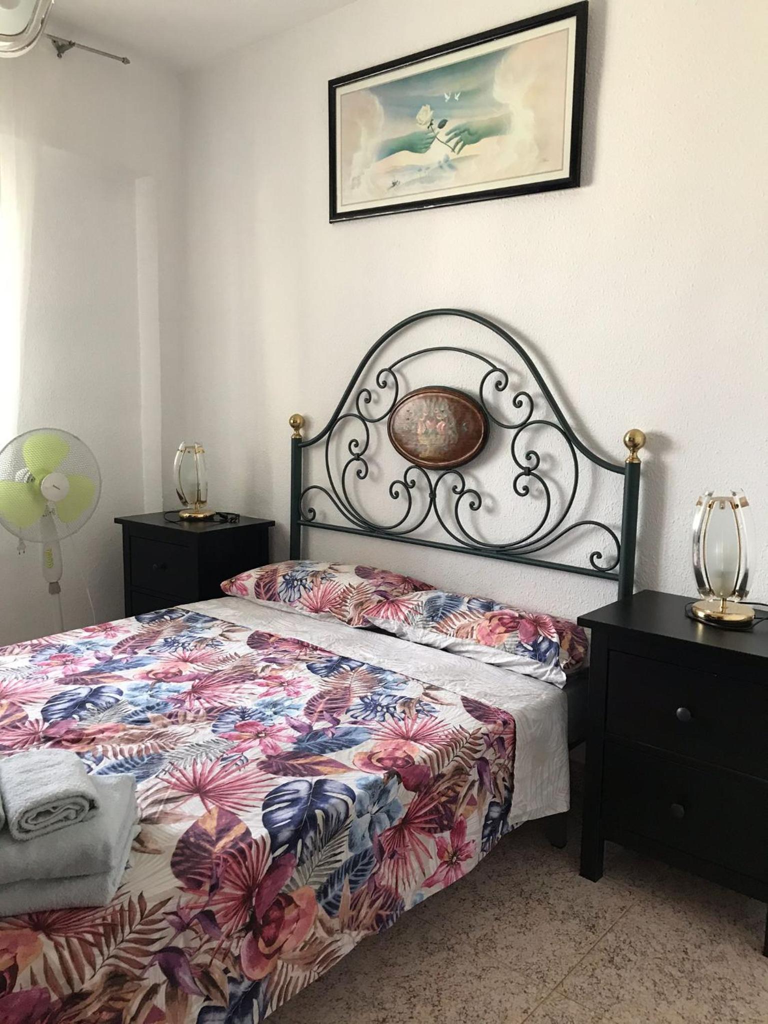 Two-Bedroom Apartment - Photo 17