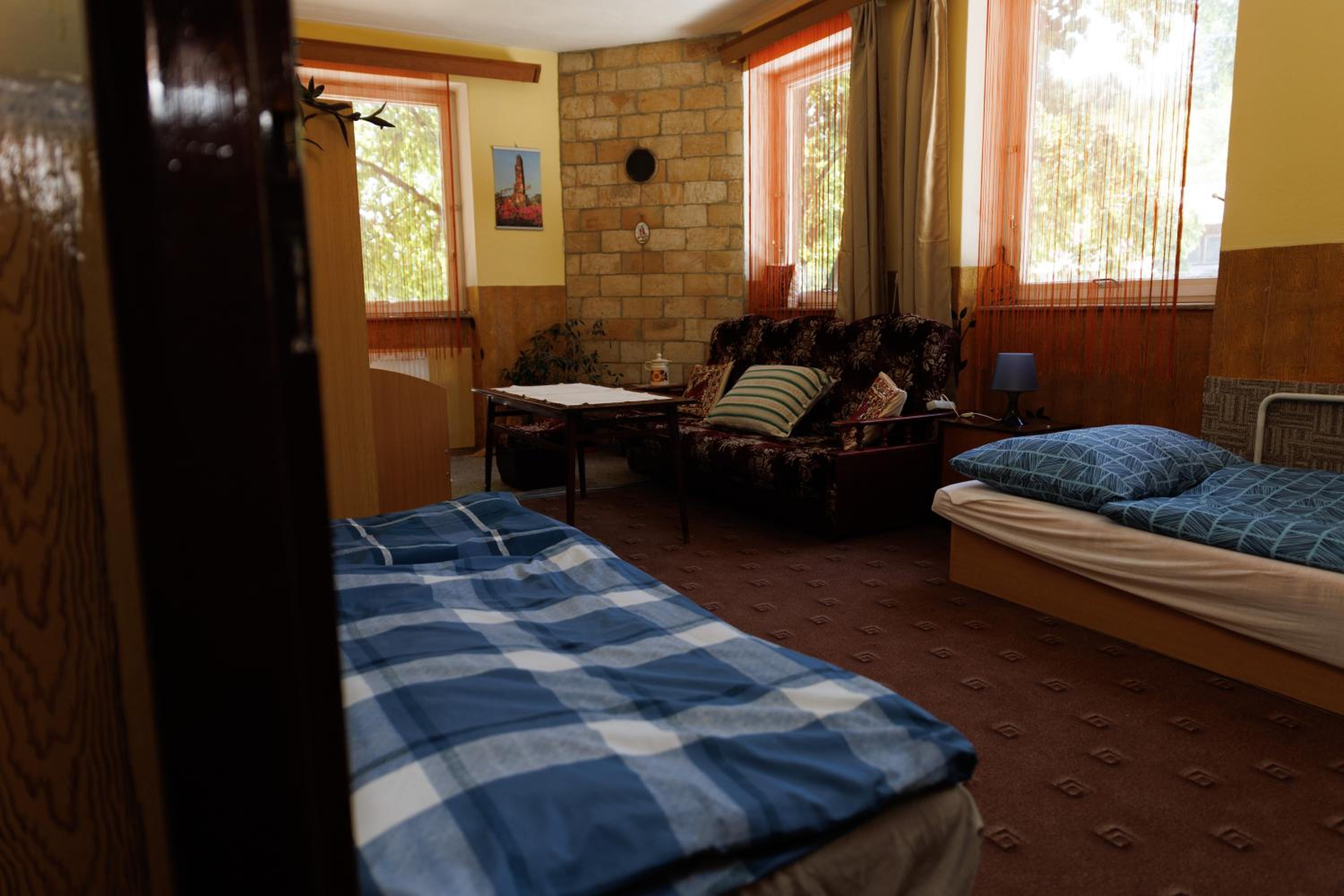 Budget Triple Room photo 3