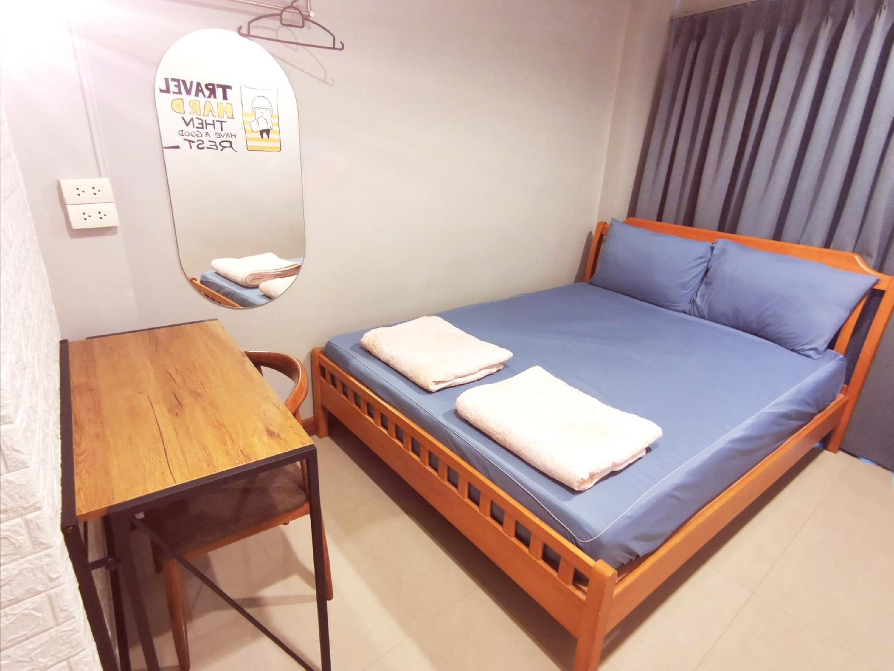Standard Double Room with Shared Bathroom photo 1