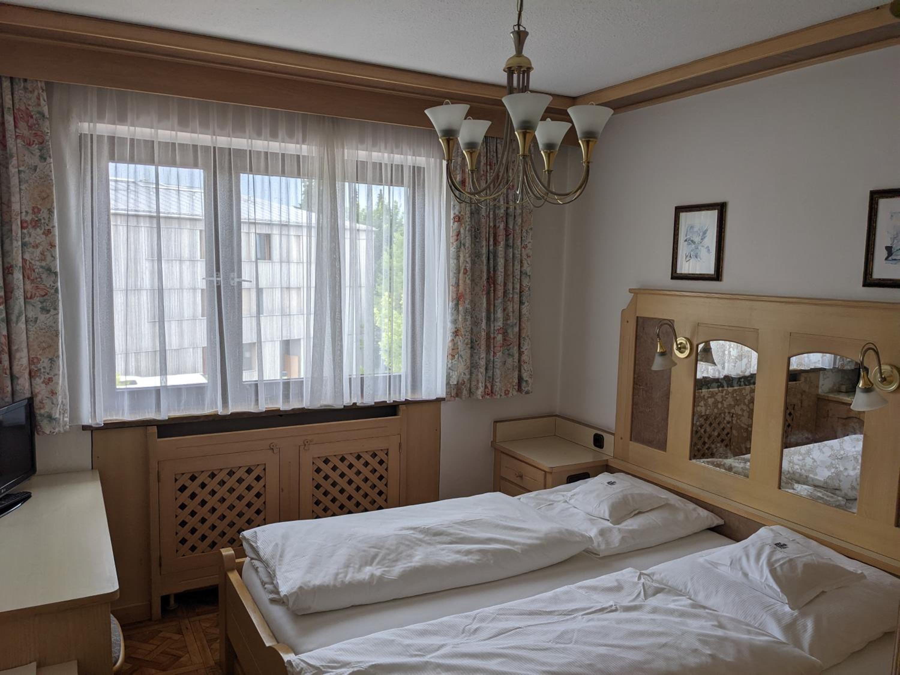 Standard Double Room photo 3