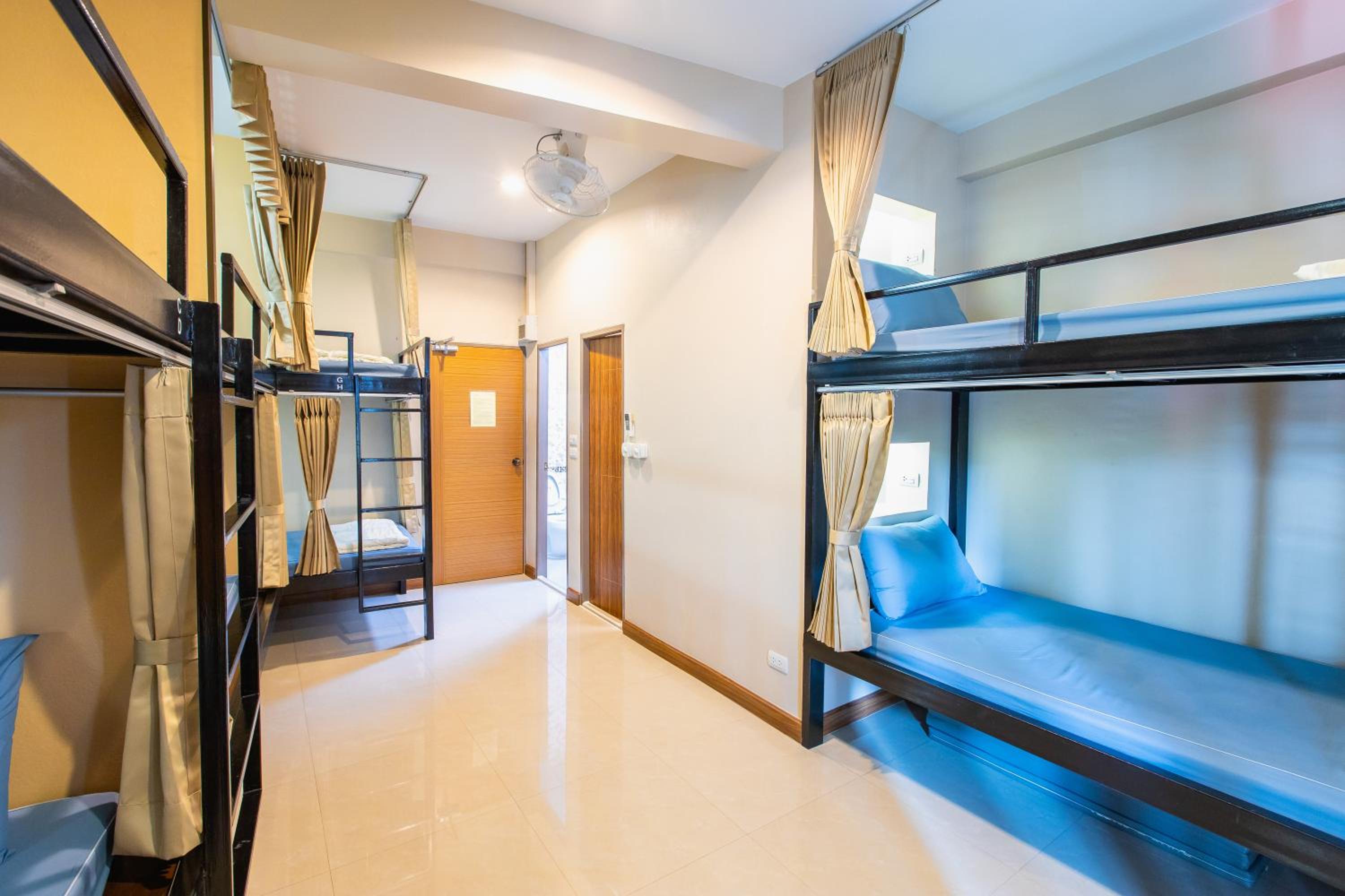 Bunk Bed in Mixed Dormitory Room photo 1