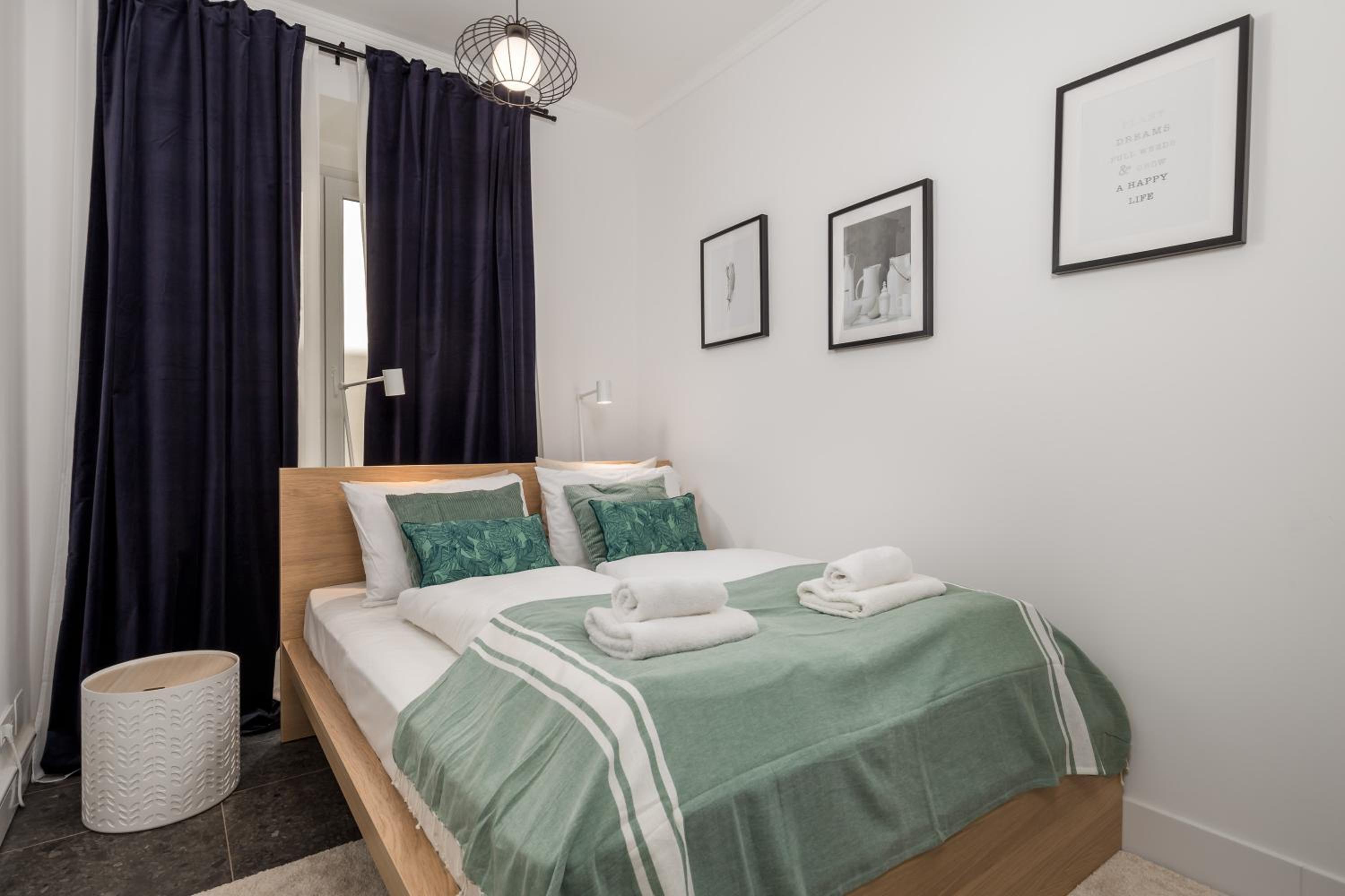 Two-Bedroom Apartment - Photo 28