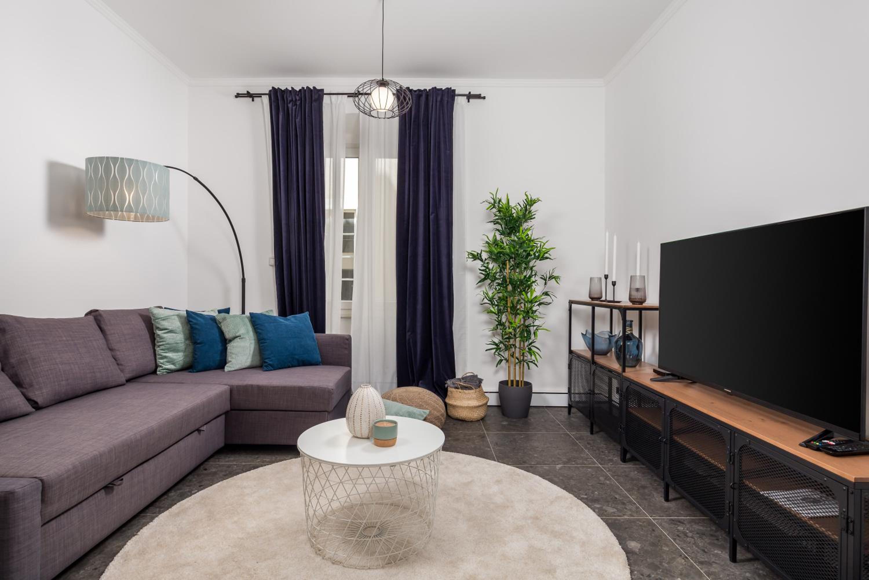 Two-Bedroom Apartment - Photo 1