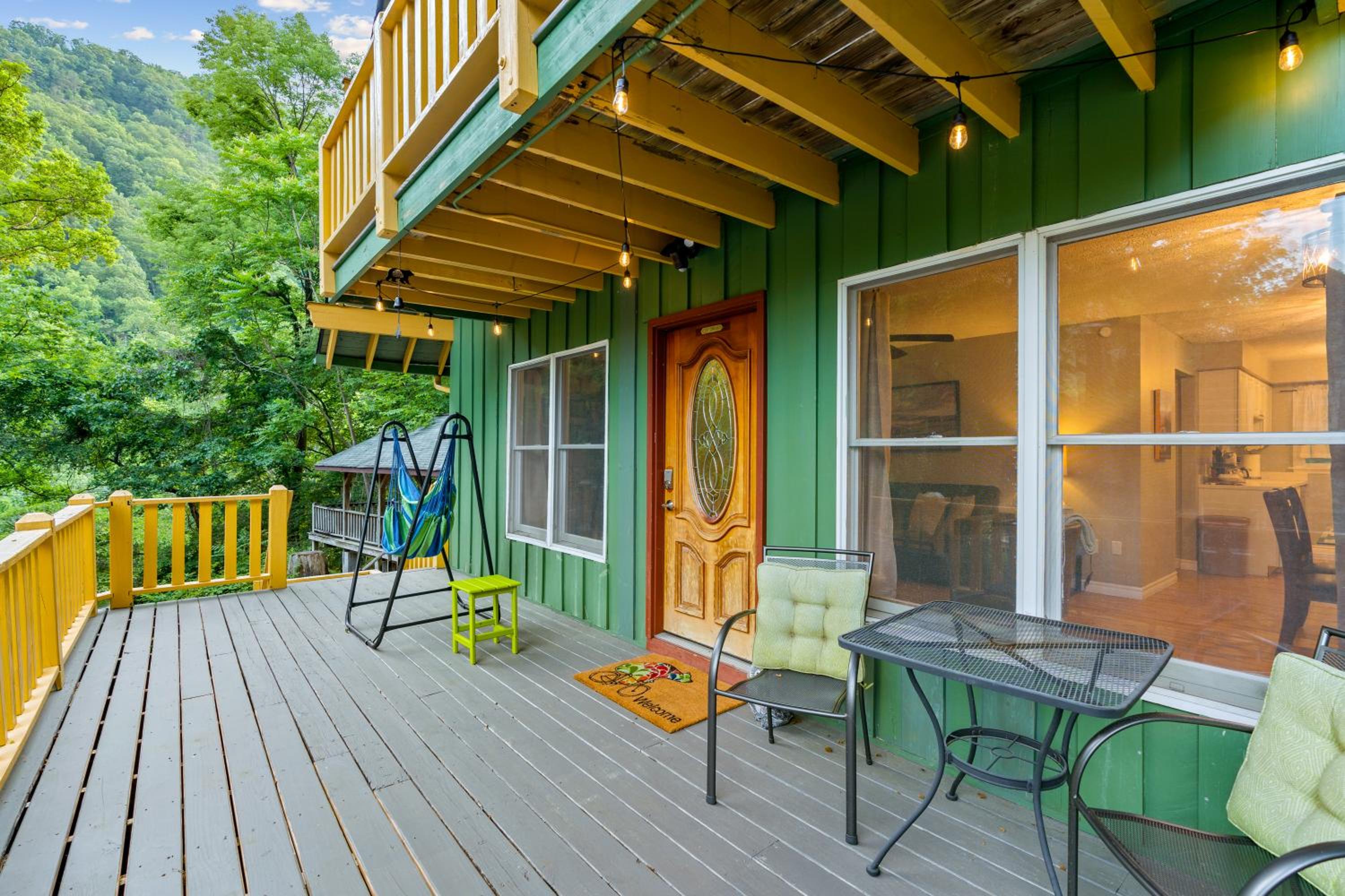 Three-Bedroom Chalet photo 2